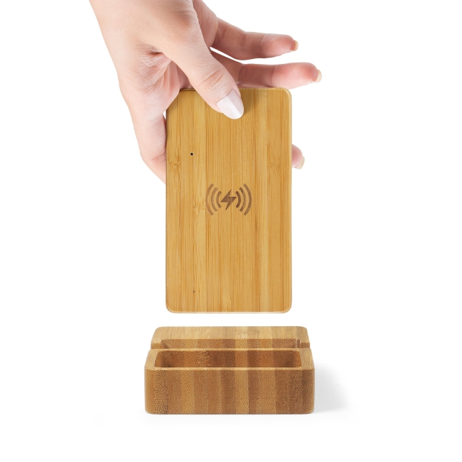 Vue 2 de Chargeur induction STAND UP