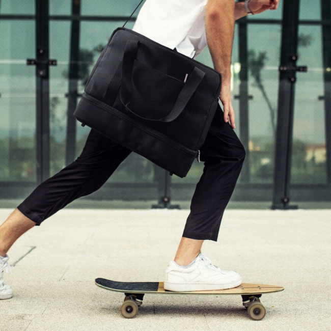 Vue 3 de Sac de sport polyester recyclé DARKLINE