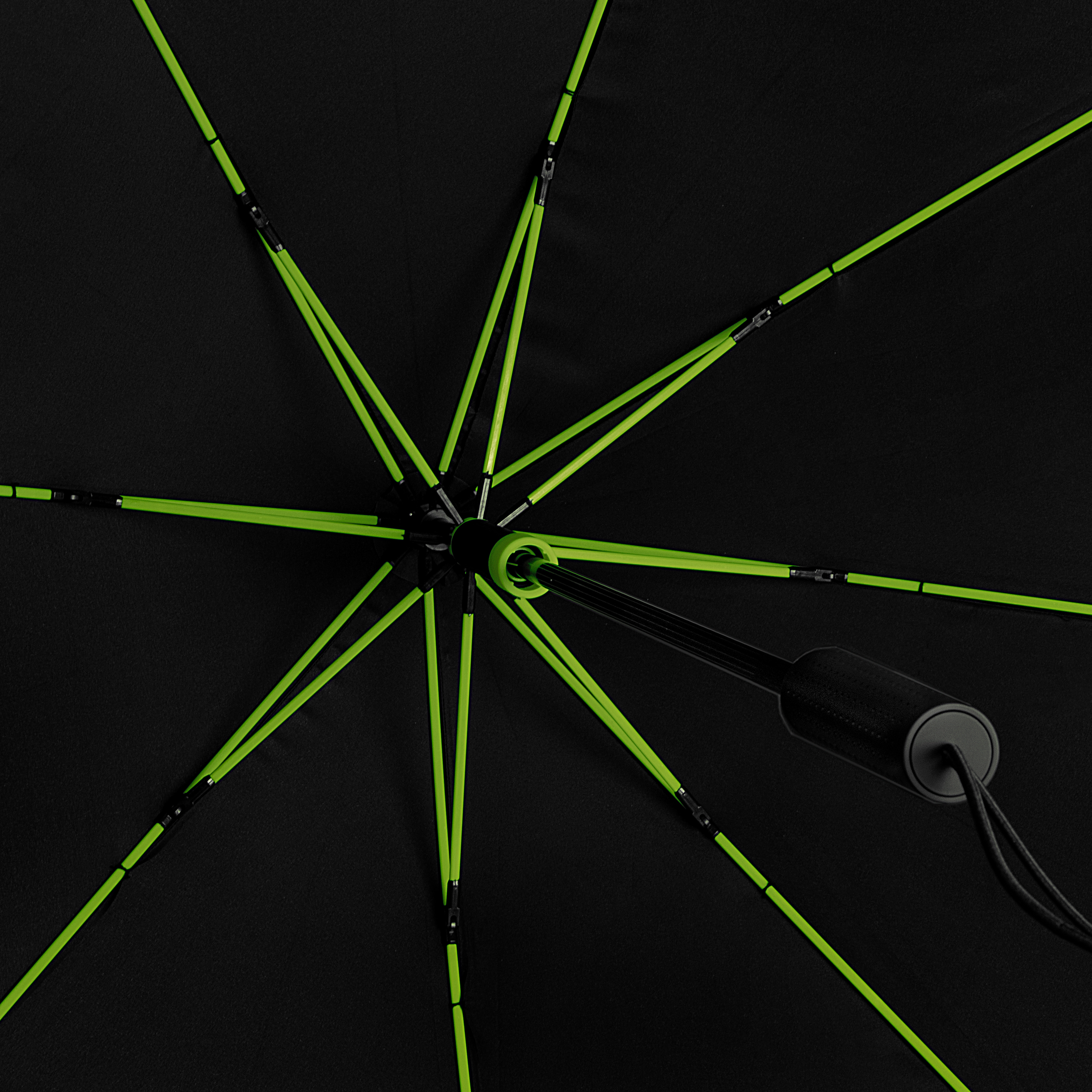 Vue 8 de STORMaxi - Parapluie tempte arodynamique - Manuel - Impermable au vent