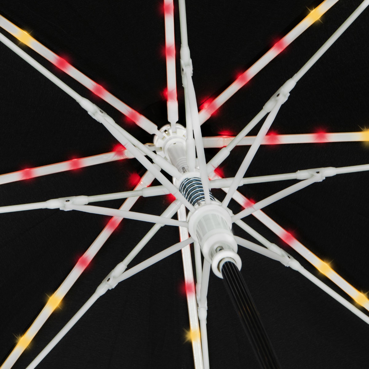 Vue 3 de FALCONE - Parapluie LED - Automatique - Impermable au vent - 104 cm