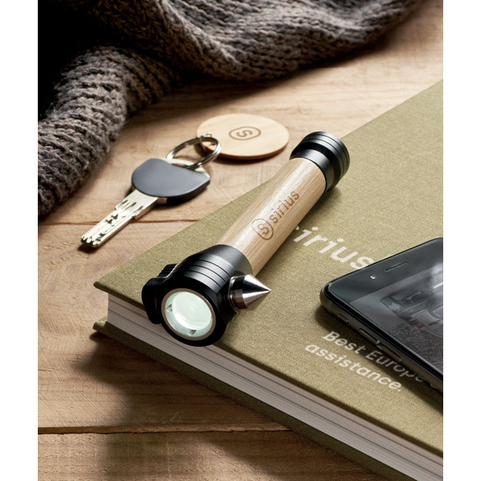 Vue 6 de LUSTRE
