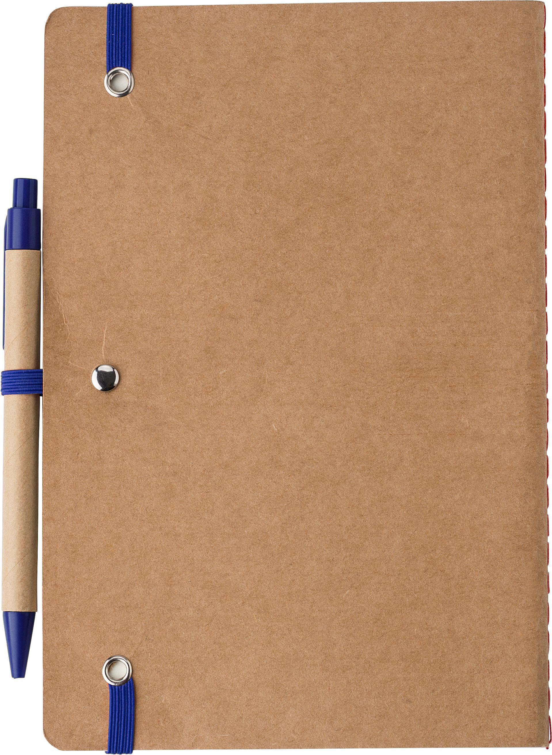 Vue 4 de Carnet Theodore | Carton recyclé | A5 | Uni | Avec stylo