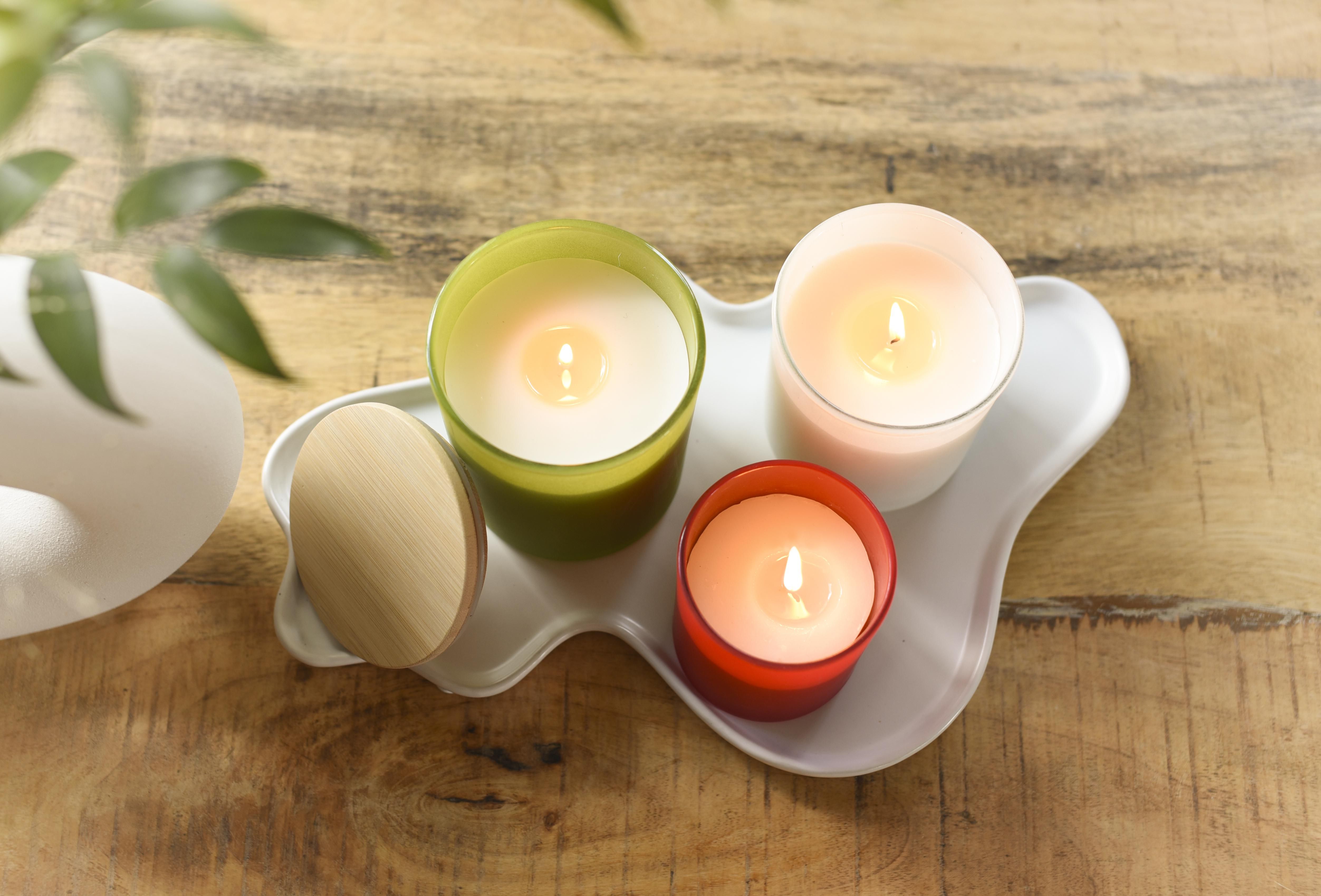 Vue 8 de Bougie Josiah | Verre avec couvercle bambou | Cire de soja | 280 g