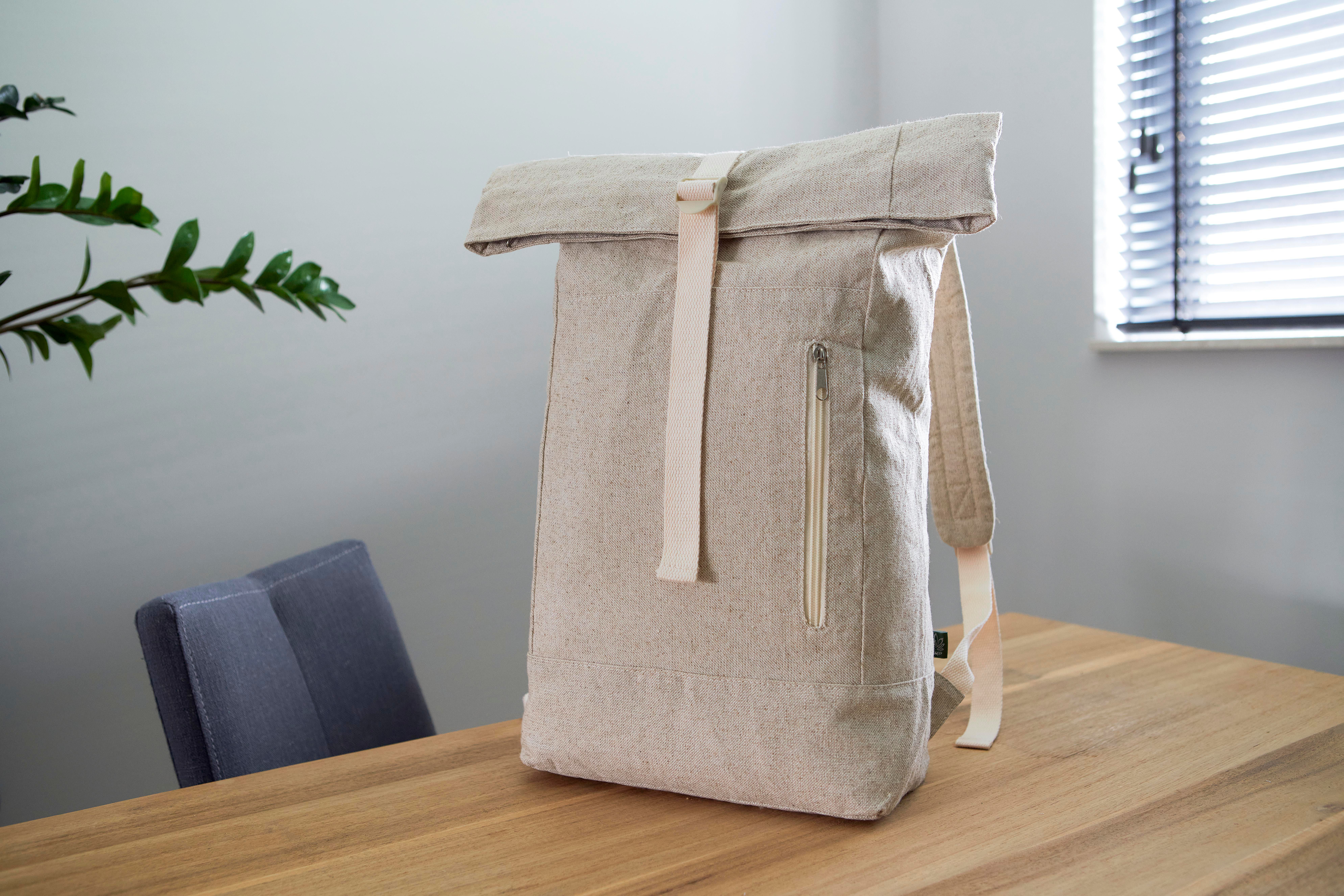 Vue 8 de Sac à dos Margarete | Chanvre | Rabat roulé | 24 l