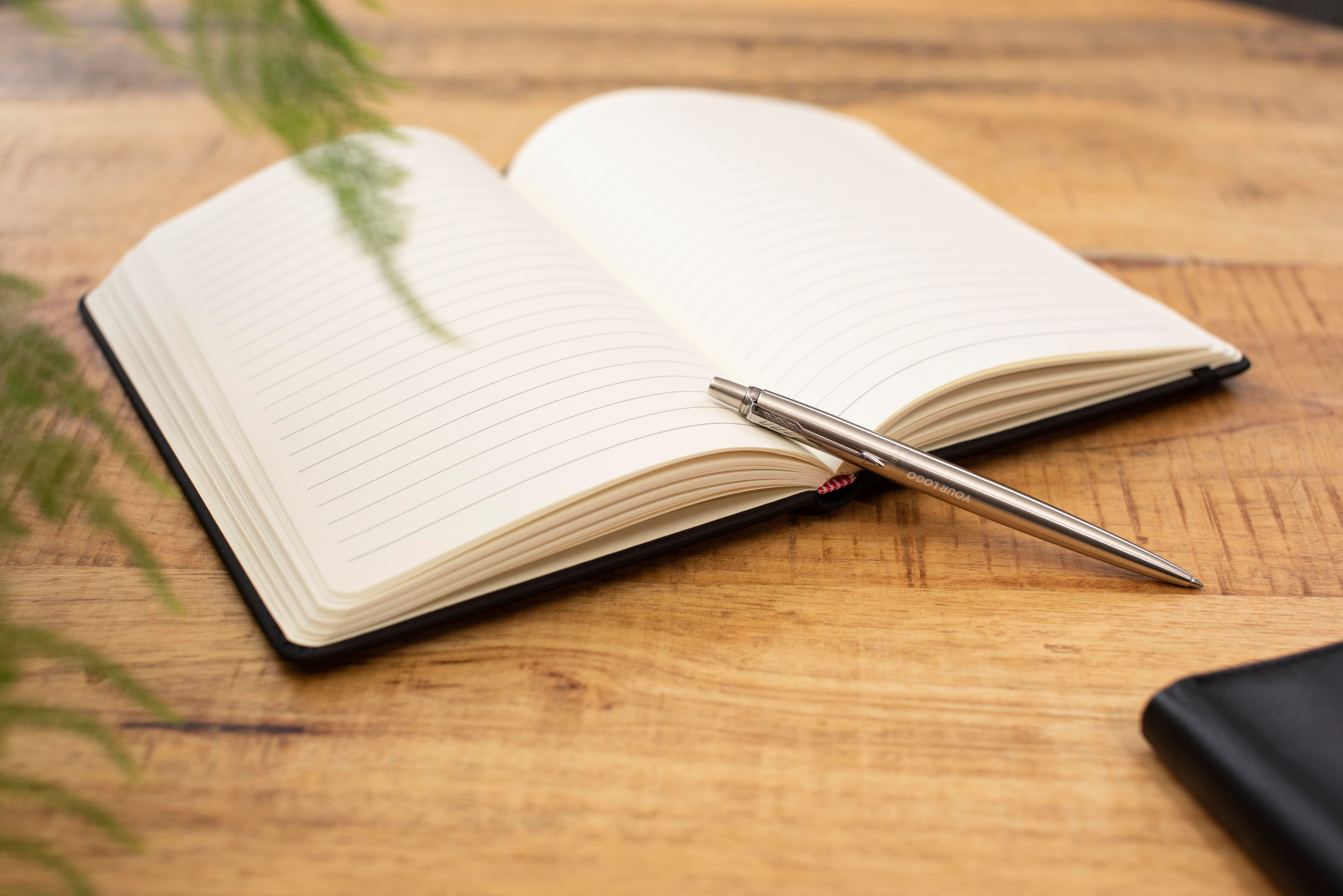 Vue 15 de Parker Jotter stylo bille | Acier inoxydable