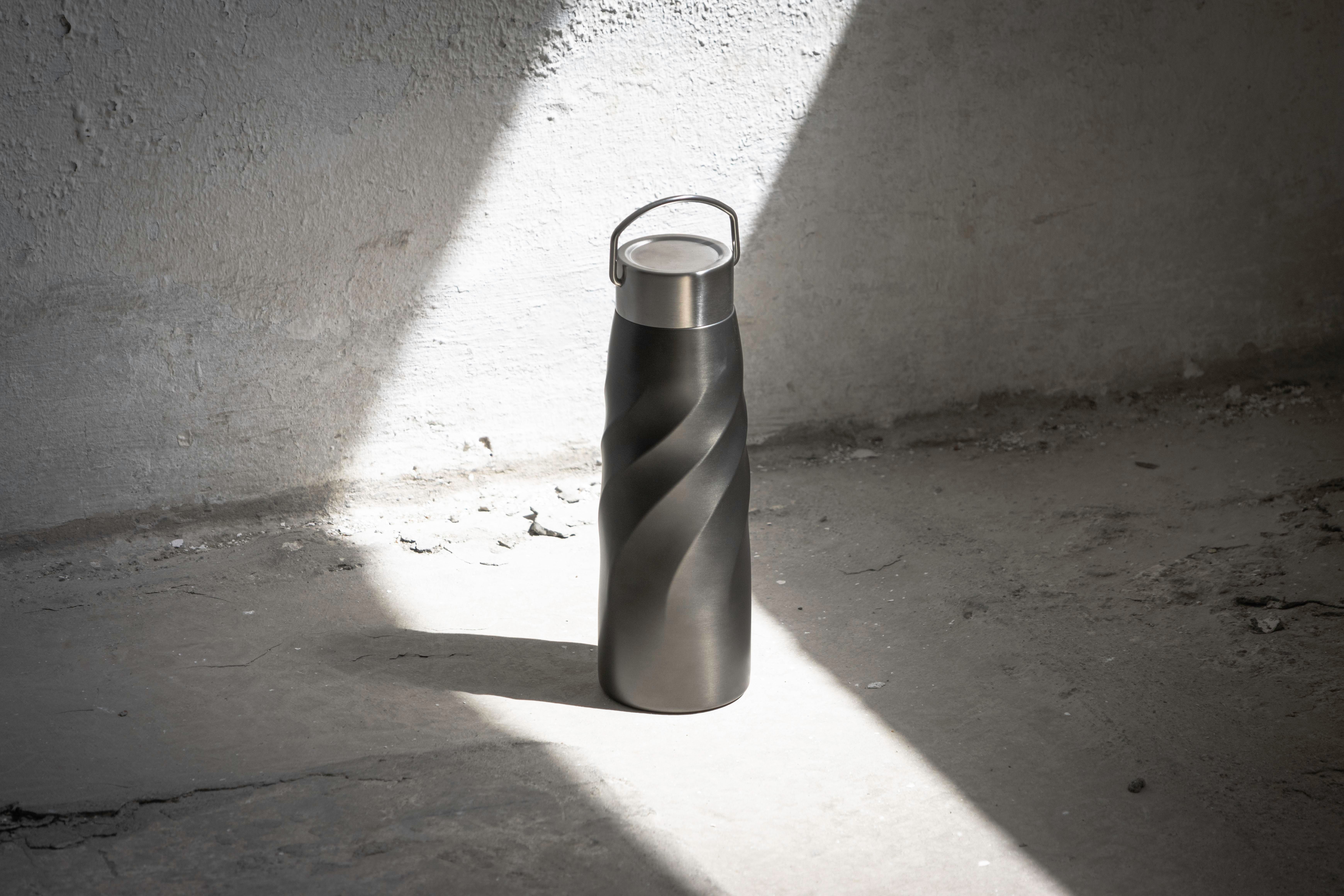 Vue 10 de BrandCharger gourde isotherme Vortex Vita | 500 ml