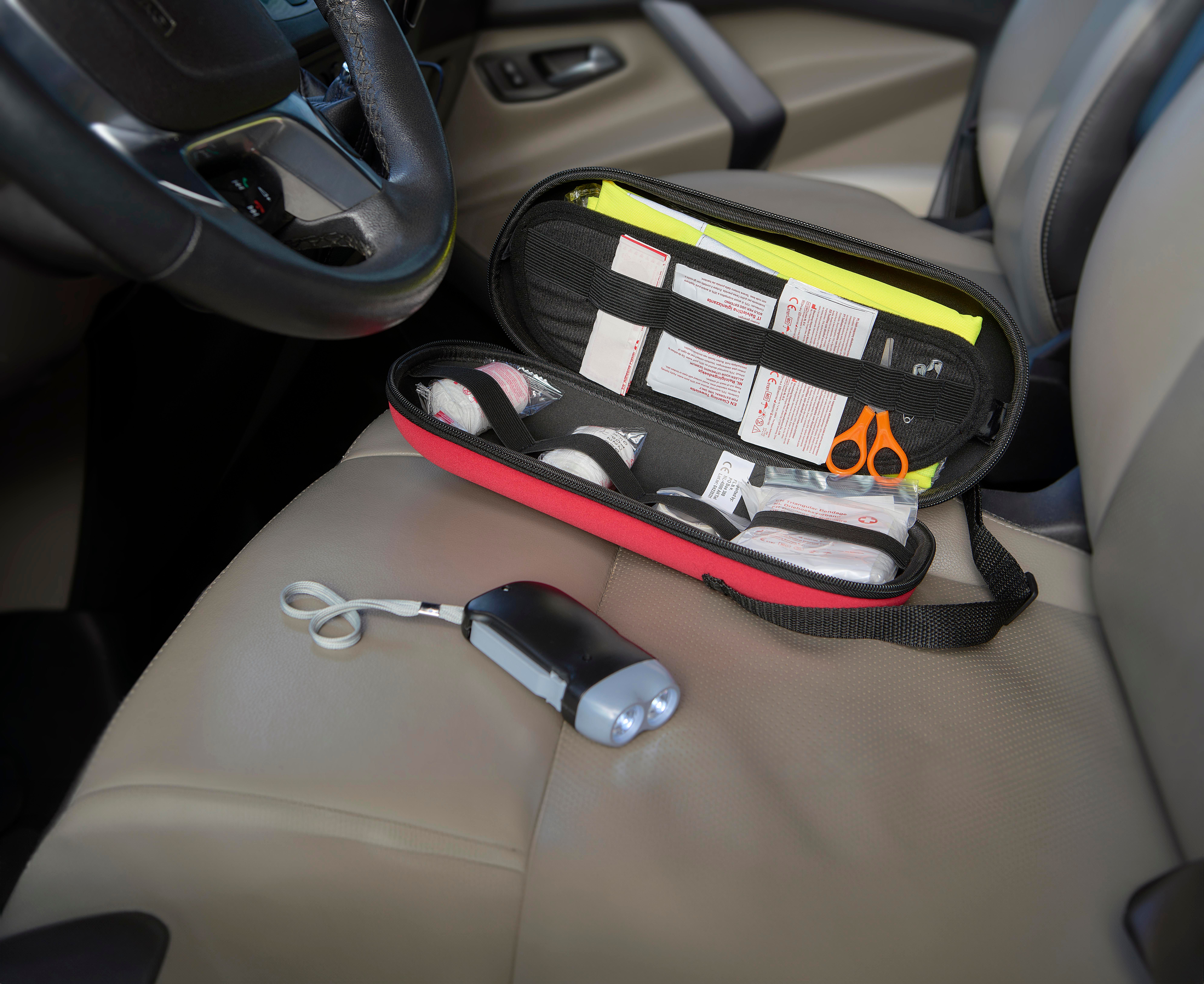 Vue 10 de Kit de premiers secours voiture Hazel | 40 pcs | UE uniquement