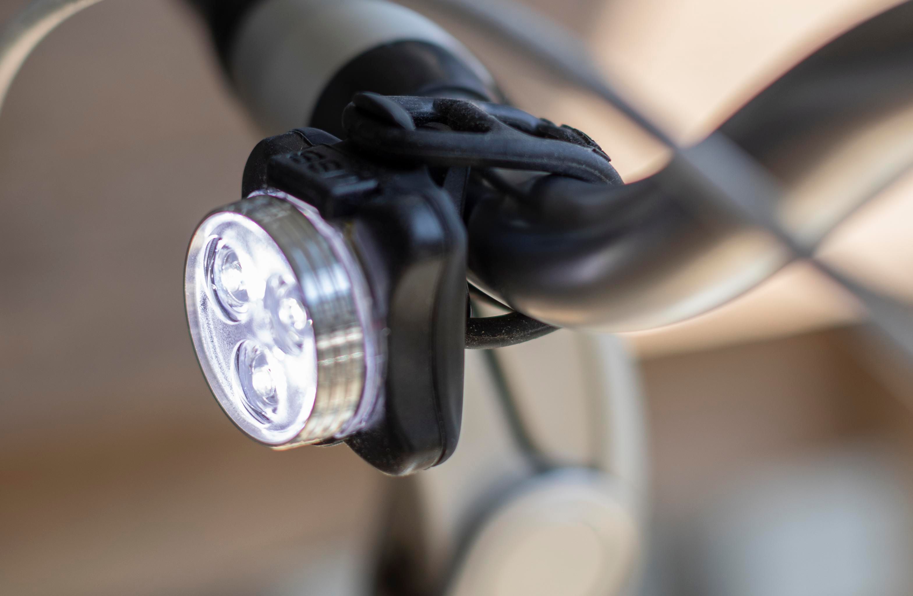 Vue 9 de Set de lumières vélo Elisabeth | Plastique et silicone | Rechargeable | 4 modes