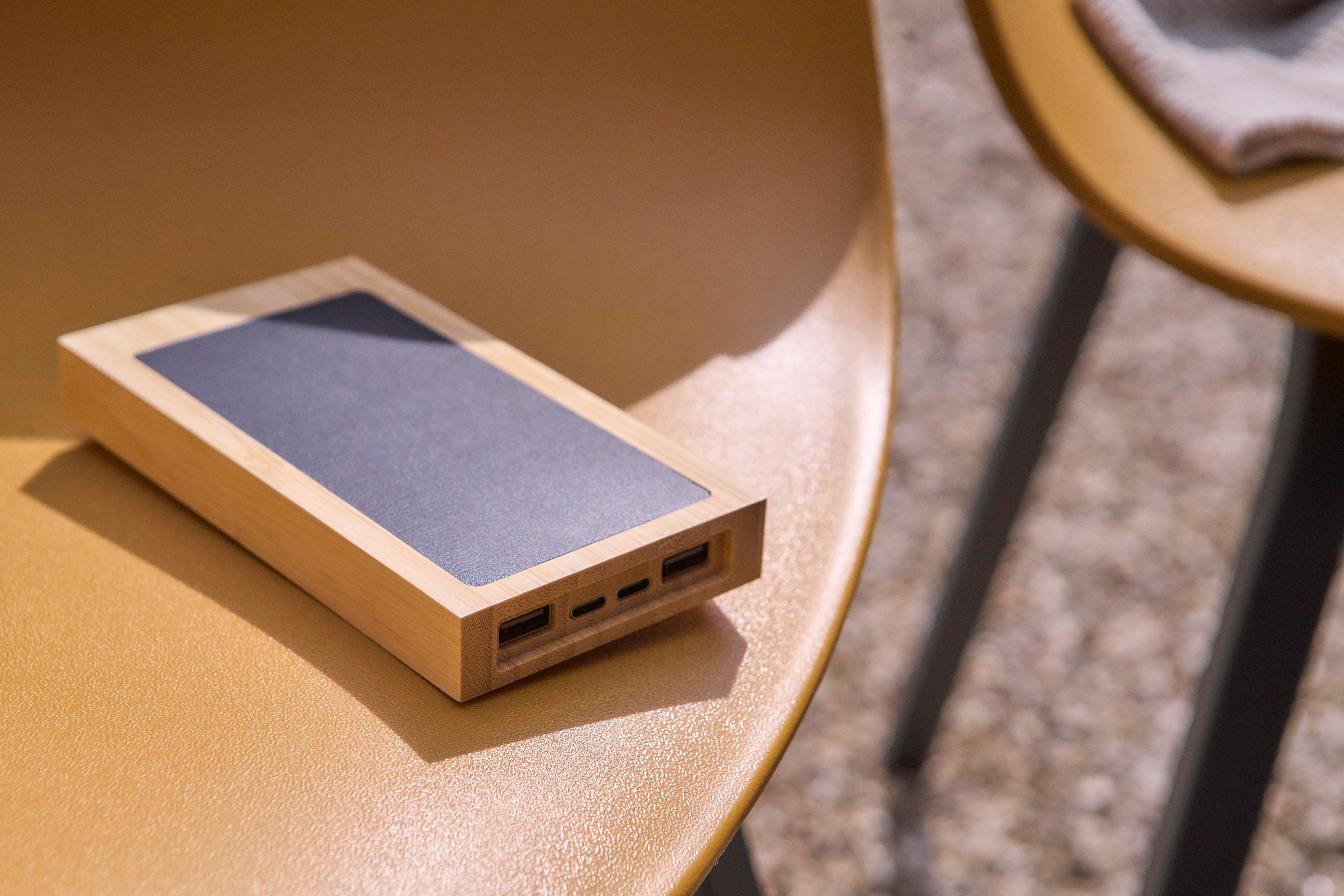 Vue 13 de Batterie externe Elz | Bambou | Solaire | 10 000 mAh