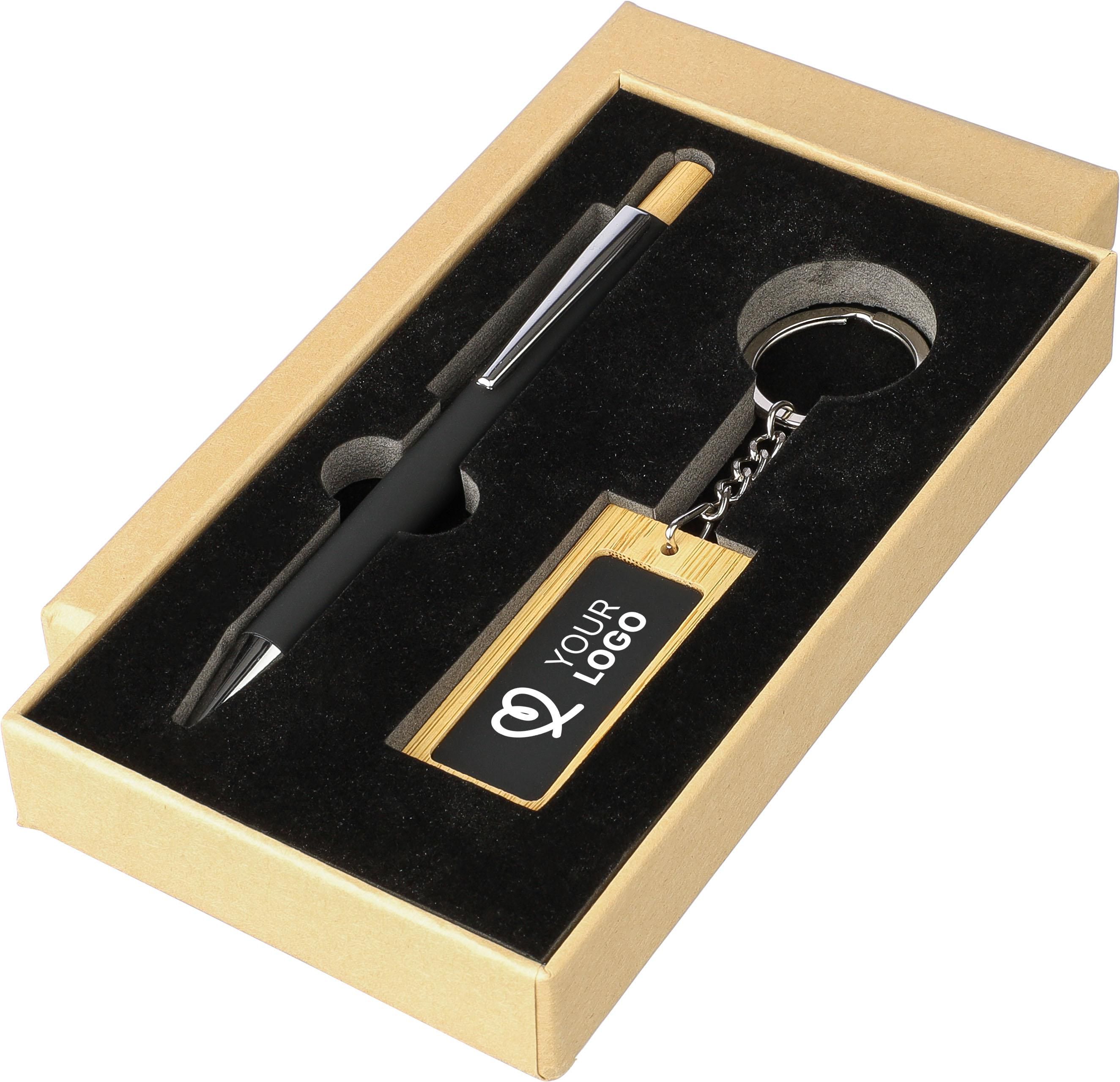 Vue 4 de Coffret cadeau Zaid | Recyclé | Stylo à bille et porte-clés