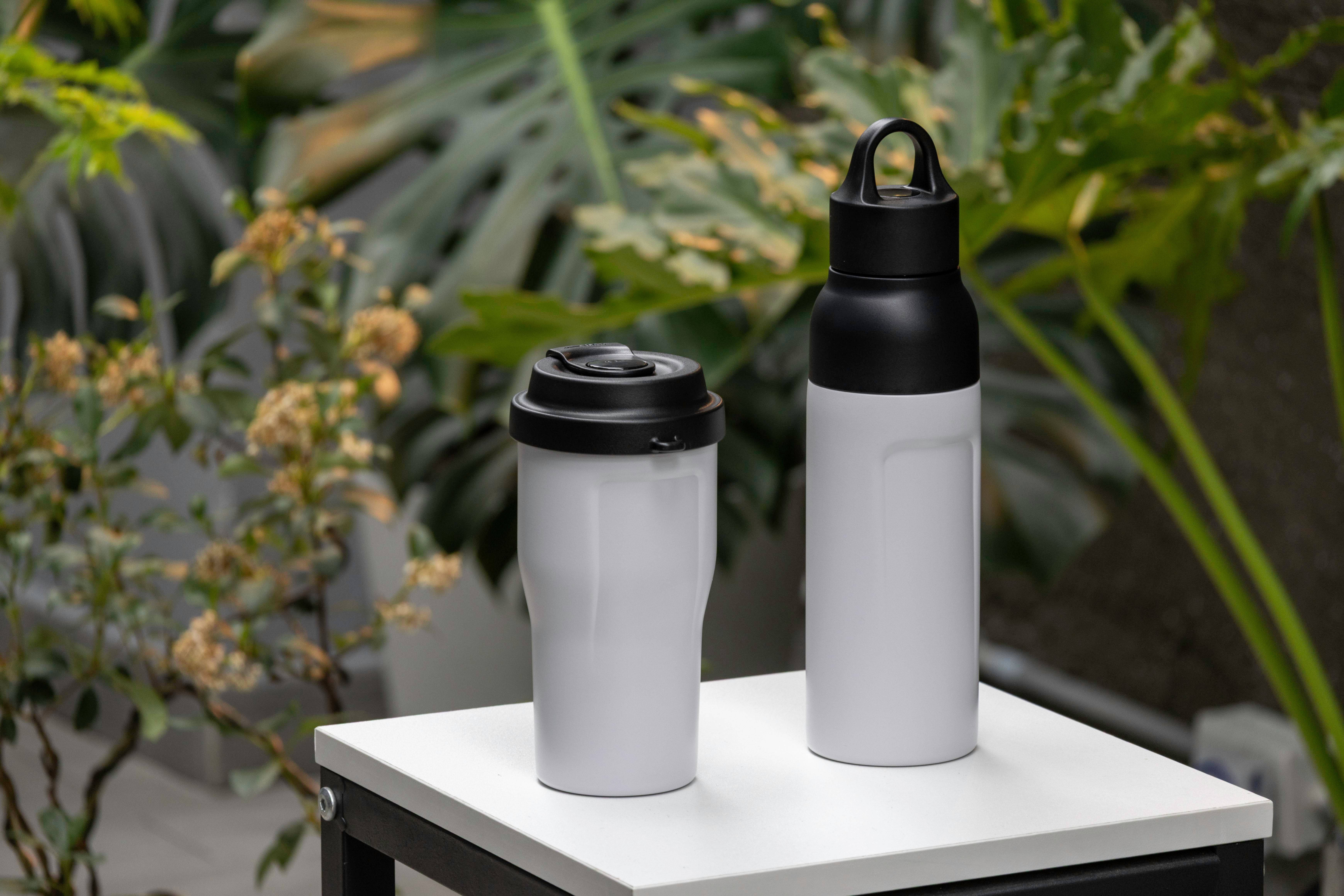 Vue 8 de BrandCharger bouteille Posh Flo | 520 ml
