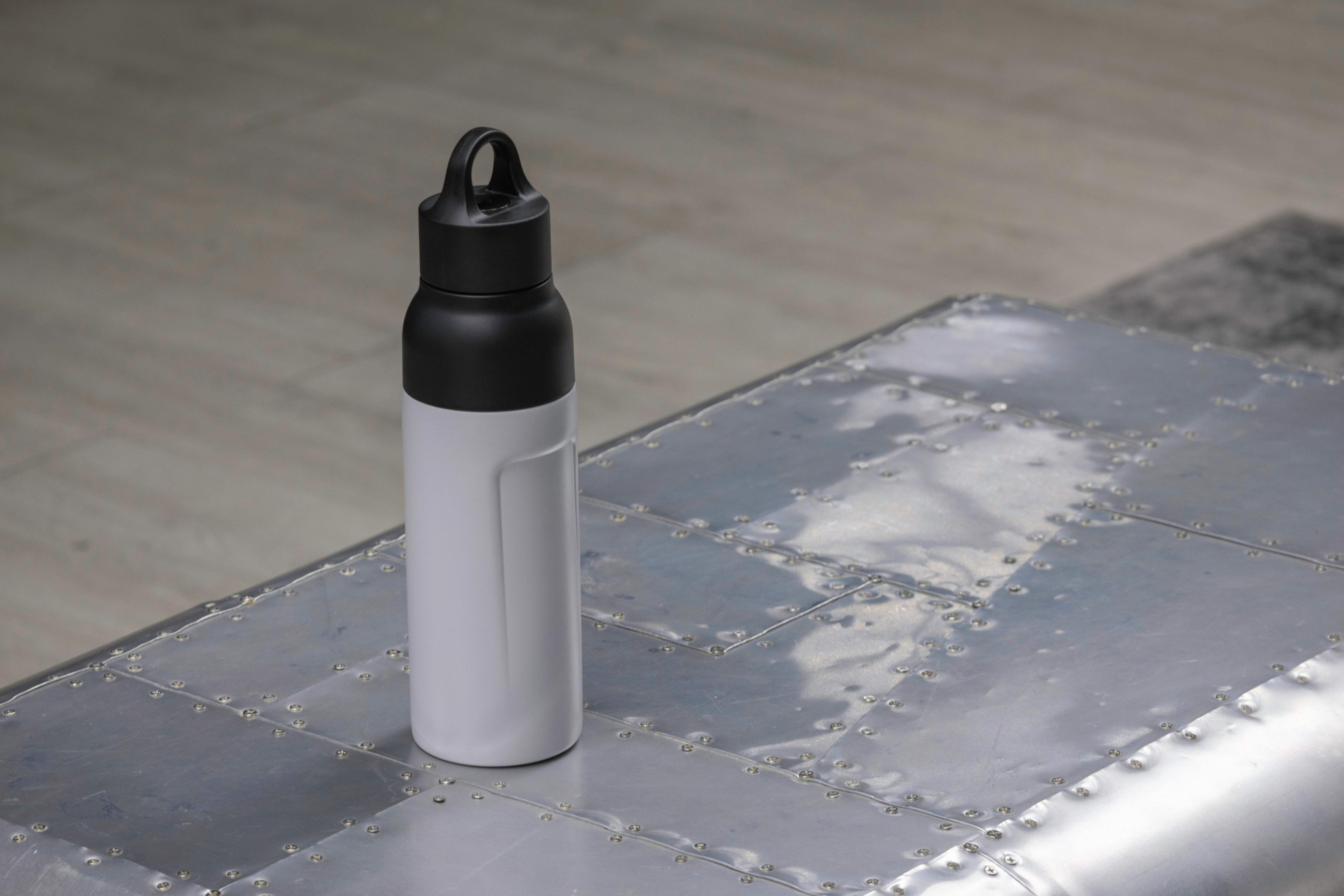 Vue 10 de BrandCharger bouteille Posh Flo | 520 ml