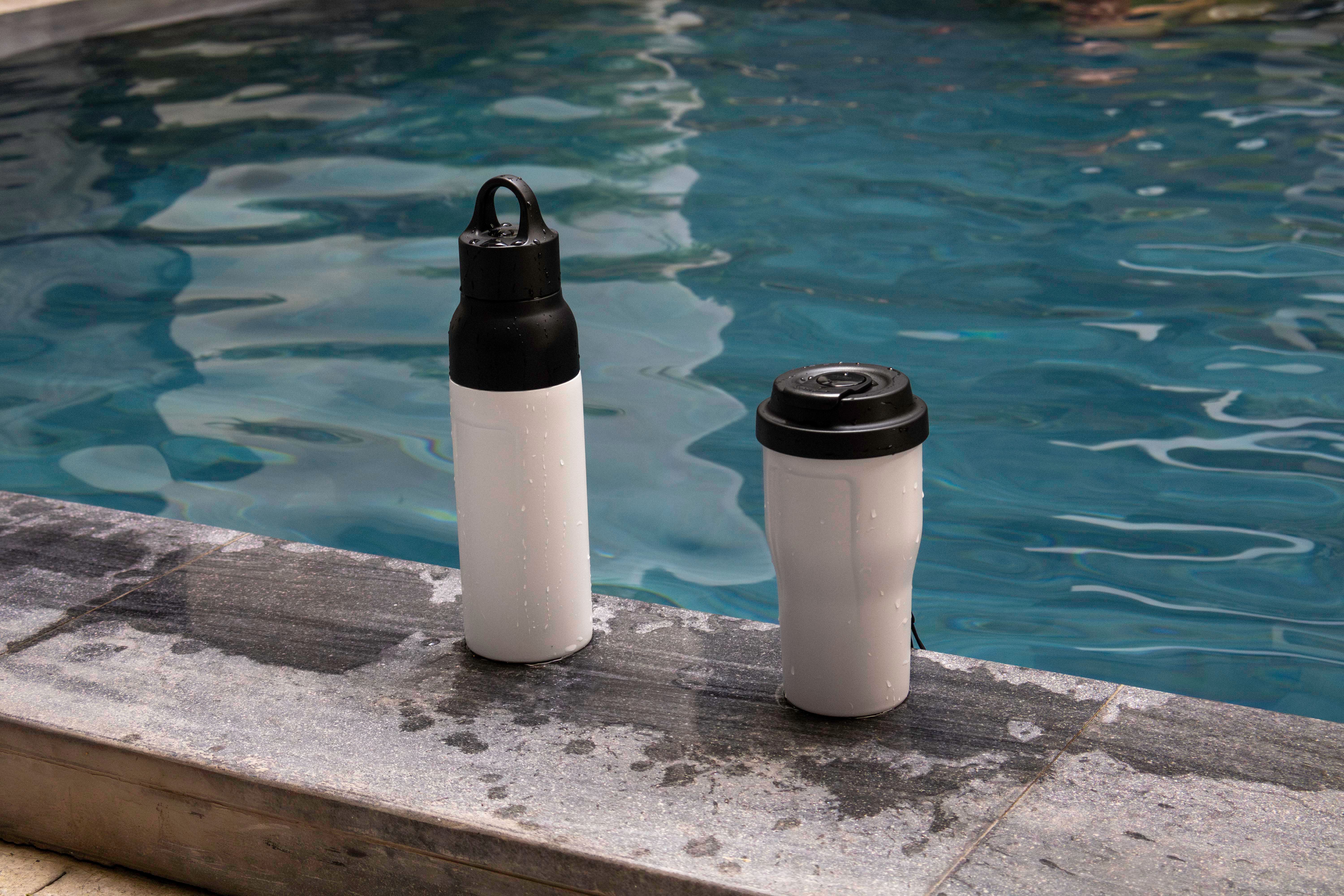 Vue 6 de BrandCharger bouteille Posh Flo | 520 ml