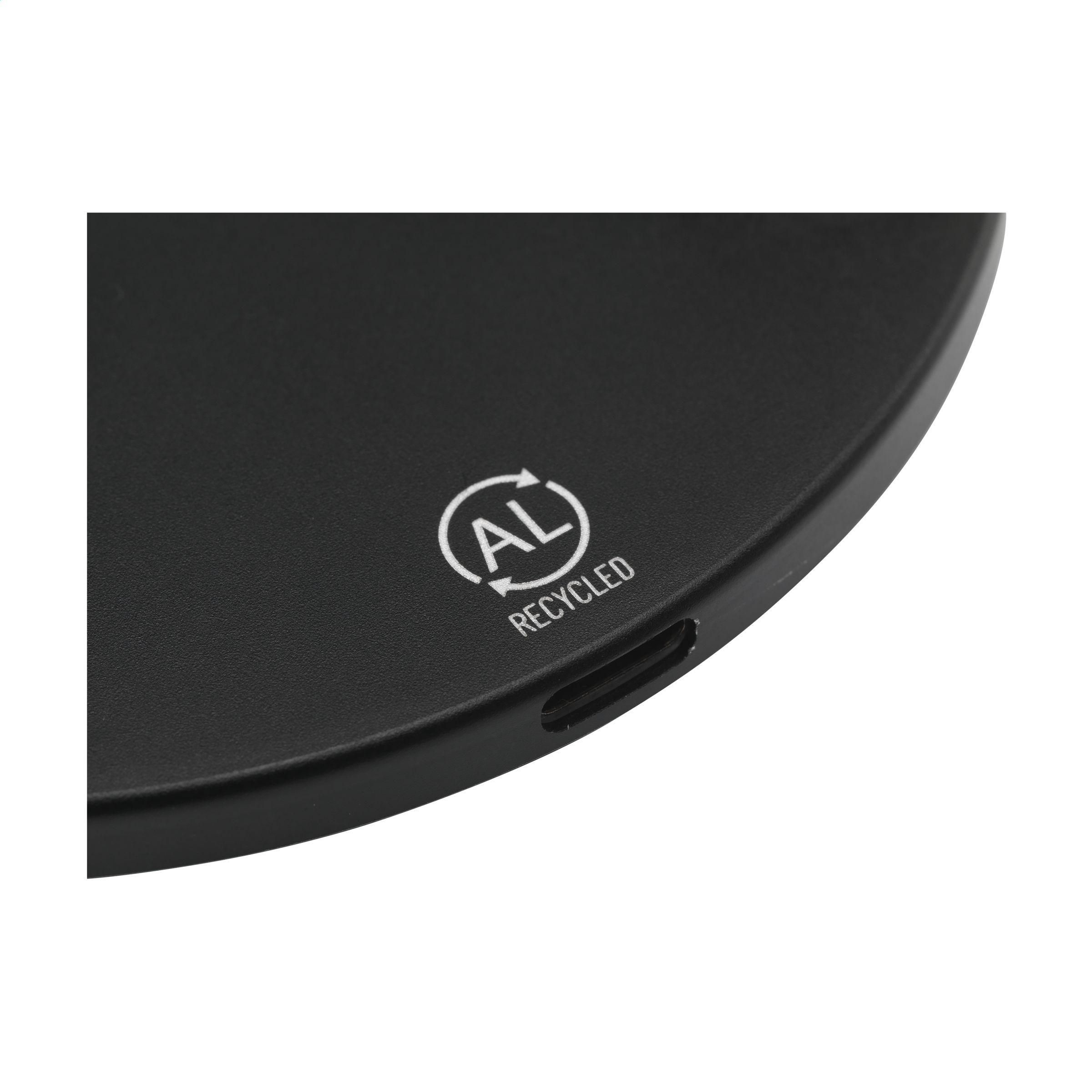 Vue 3 de Tecco GRS Recycled Alu 15W Wireless Charger