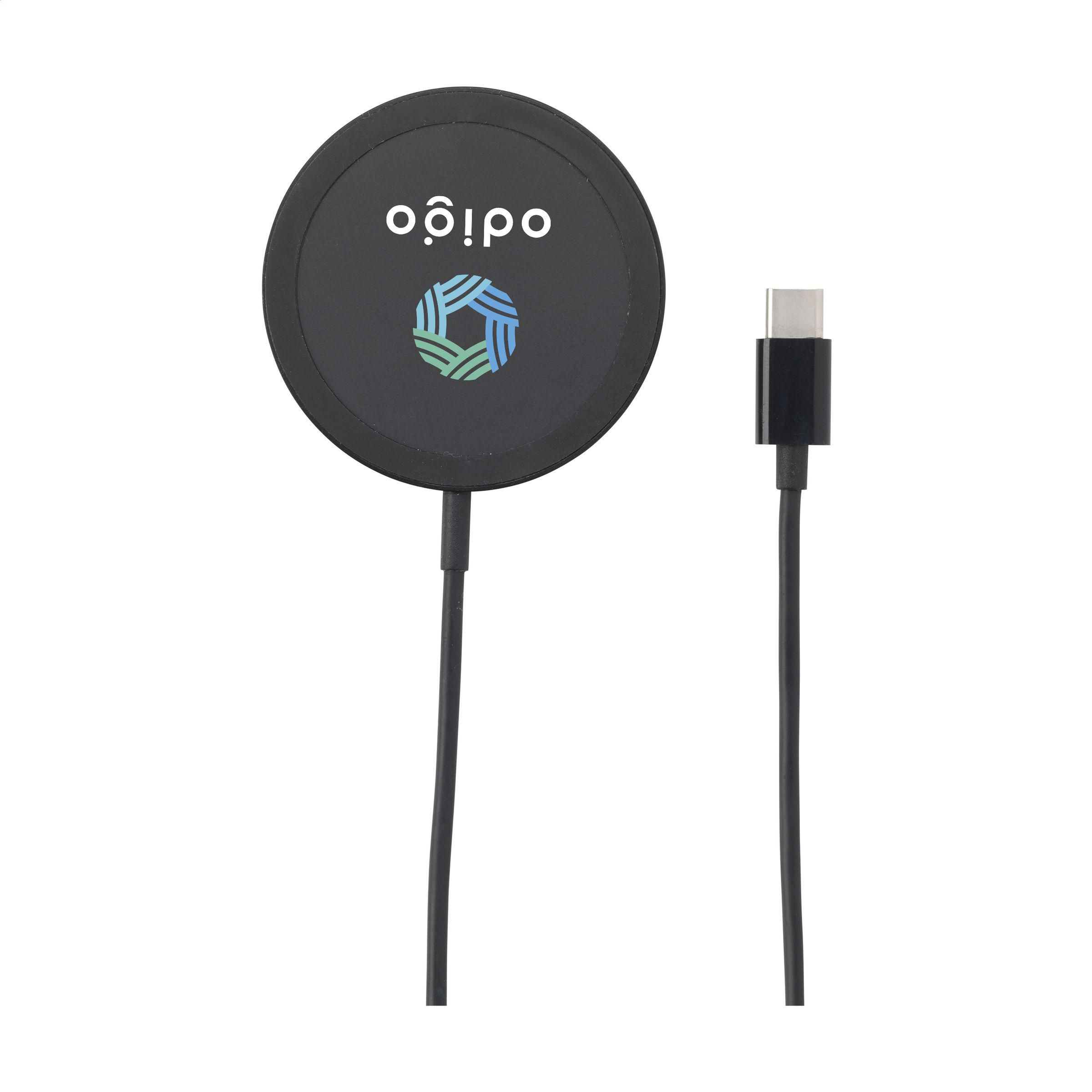 Vue 9 de Force MagSafe 10W RCS Recycled Wireless ChargeR