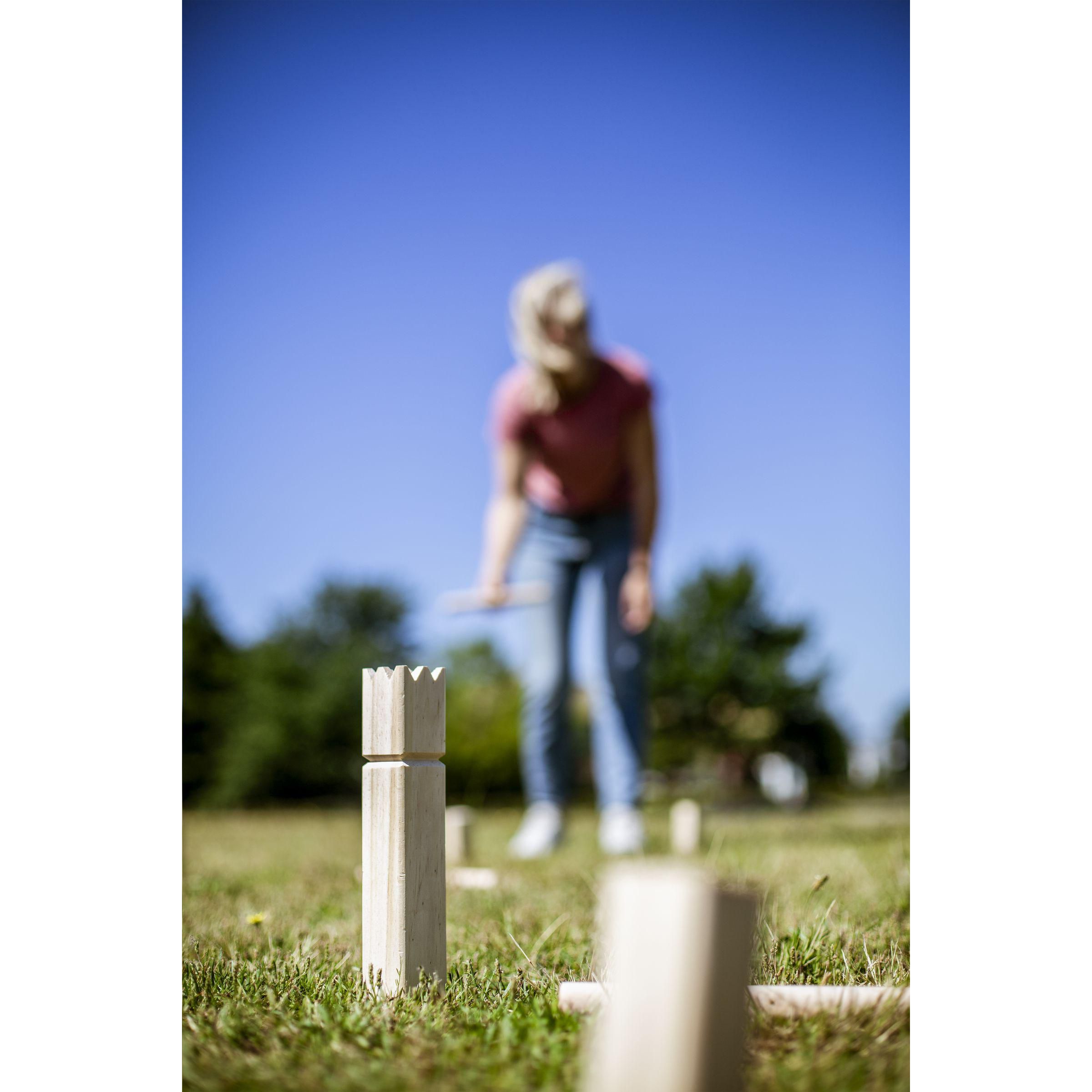 Vue 7 de Kingdom Kubb Outdoor Game jeu