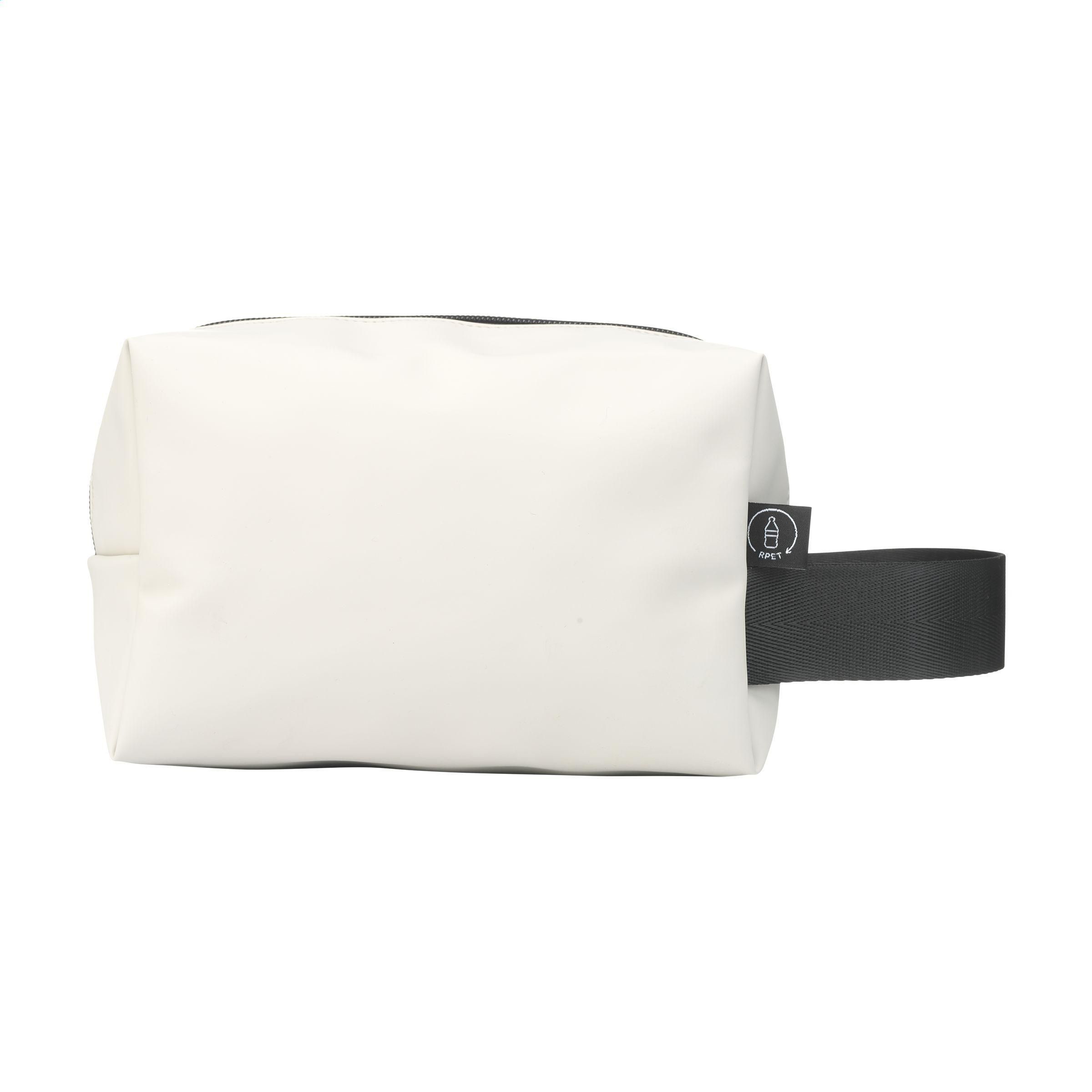 Vue 4 de Lennon RCS Recycled Toiletry Bag