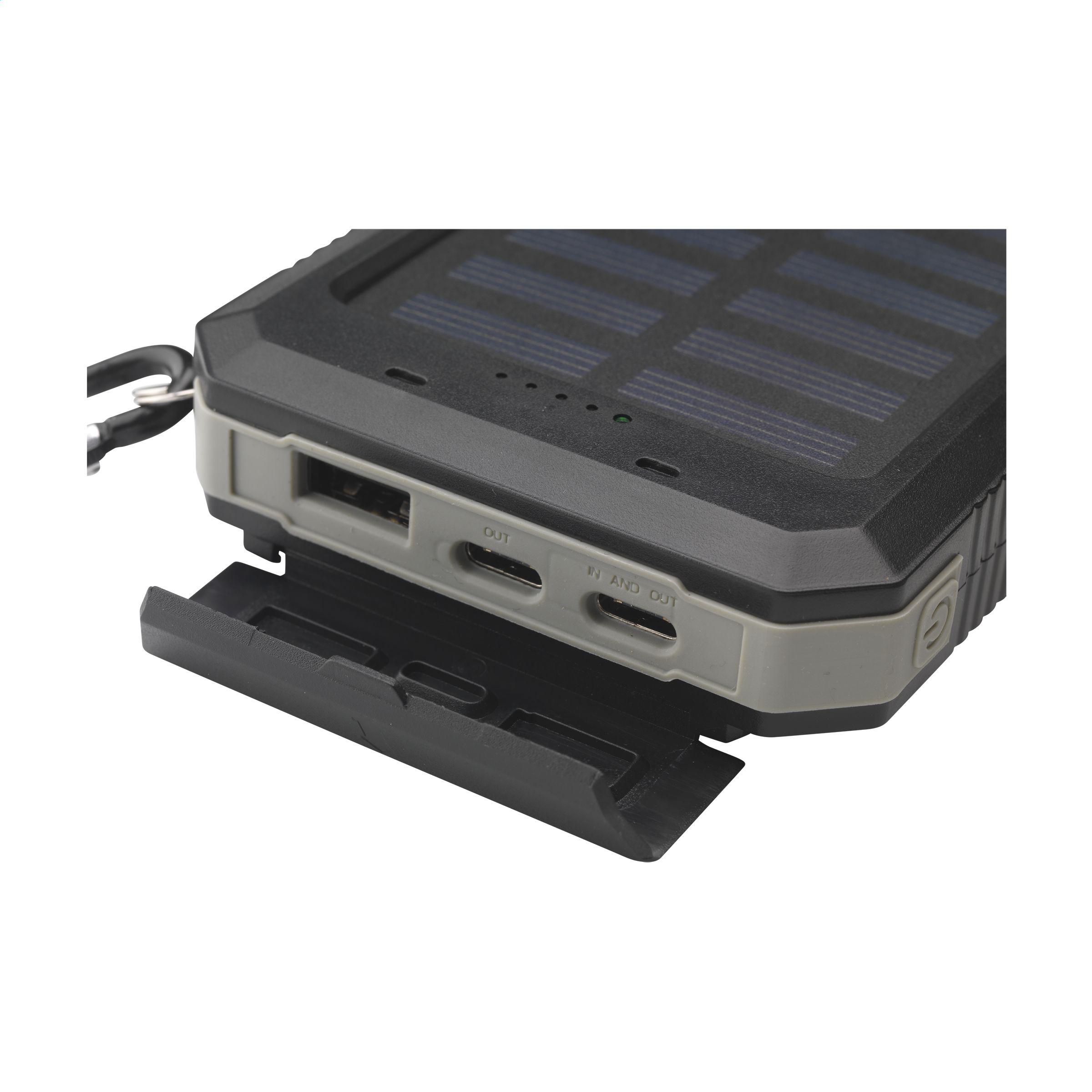 Vue 9 de Trail RCS Solar Charger Compass 8000 batterie externe