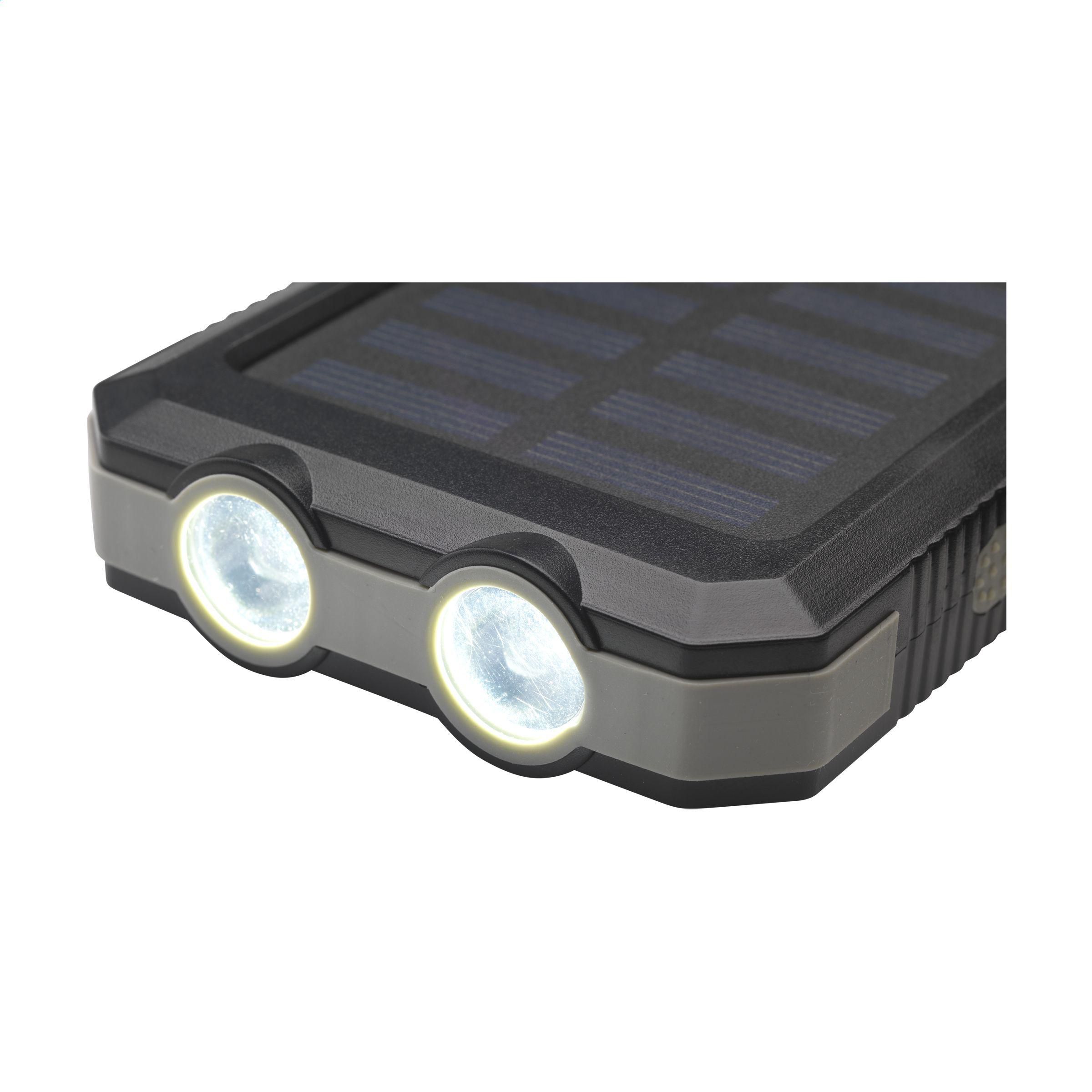 Vue 11 de Trail RCS Solar Charger Compass 8000 batterie externe