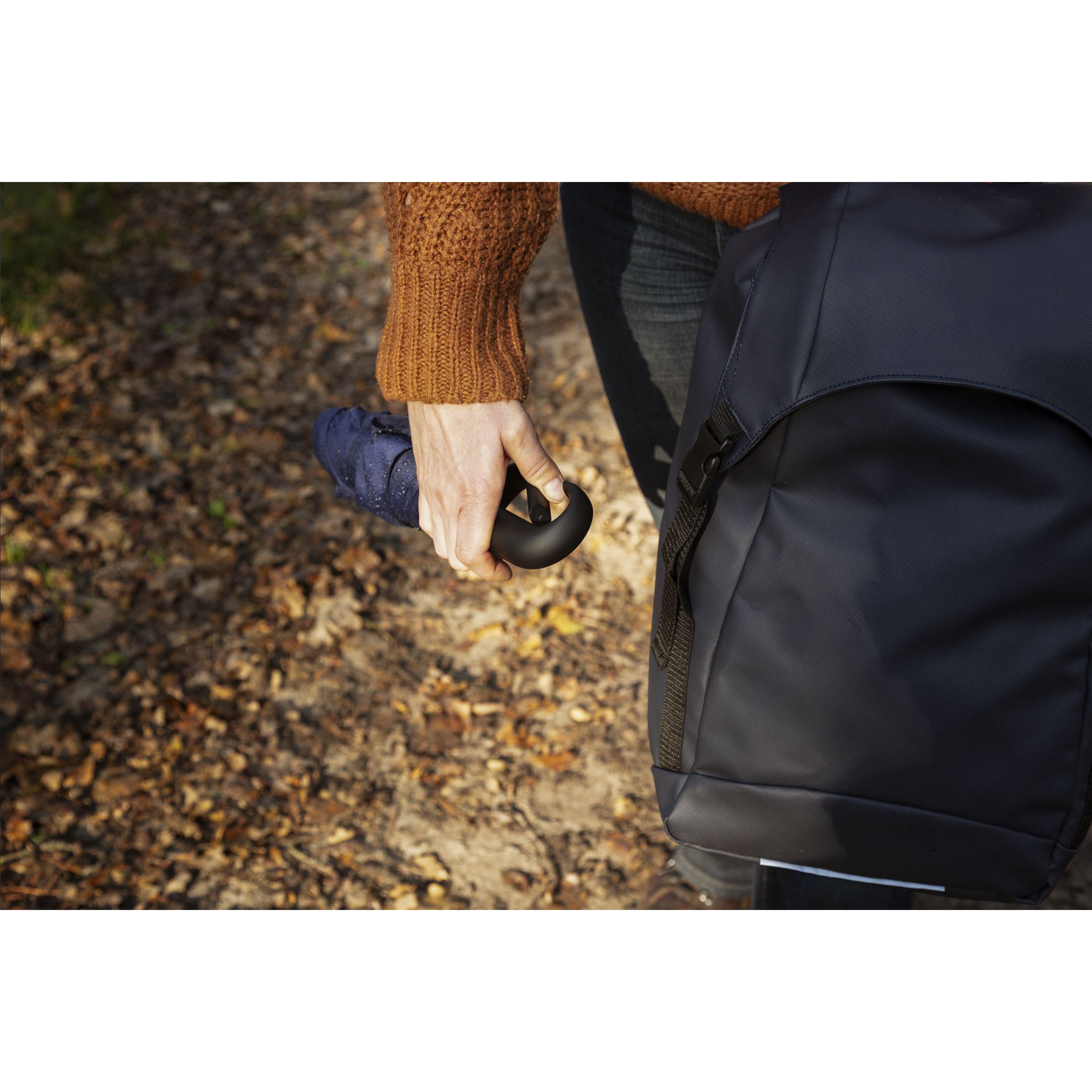 Vue 8 de Carabiner RCS RPET parapluie pliable 21 inch