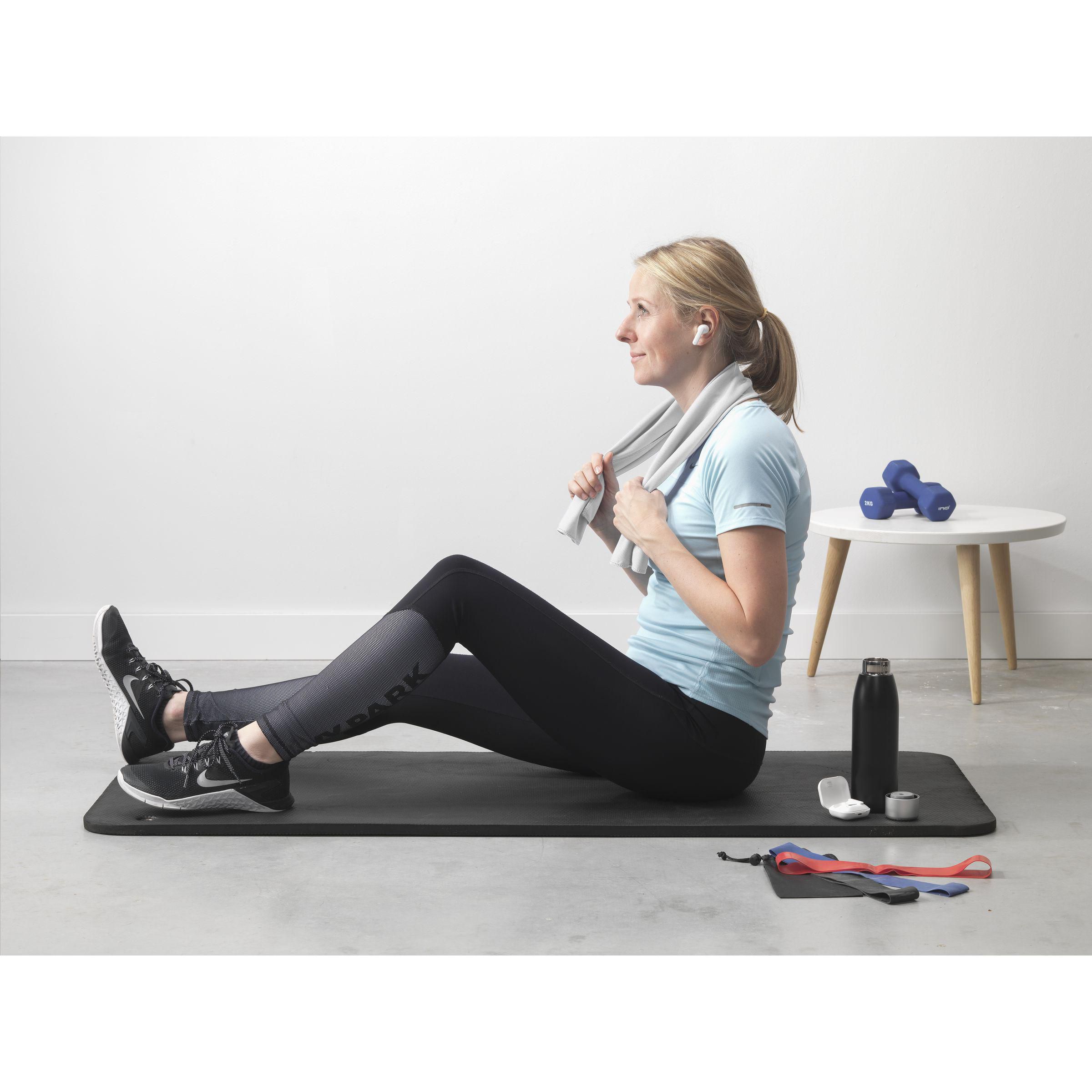 Vue 3 de CoolDown GRS RPET serviette de sport