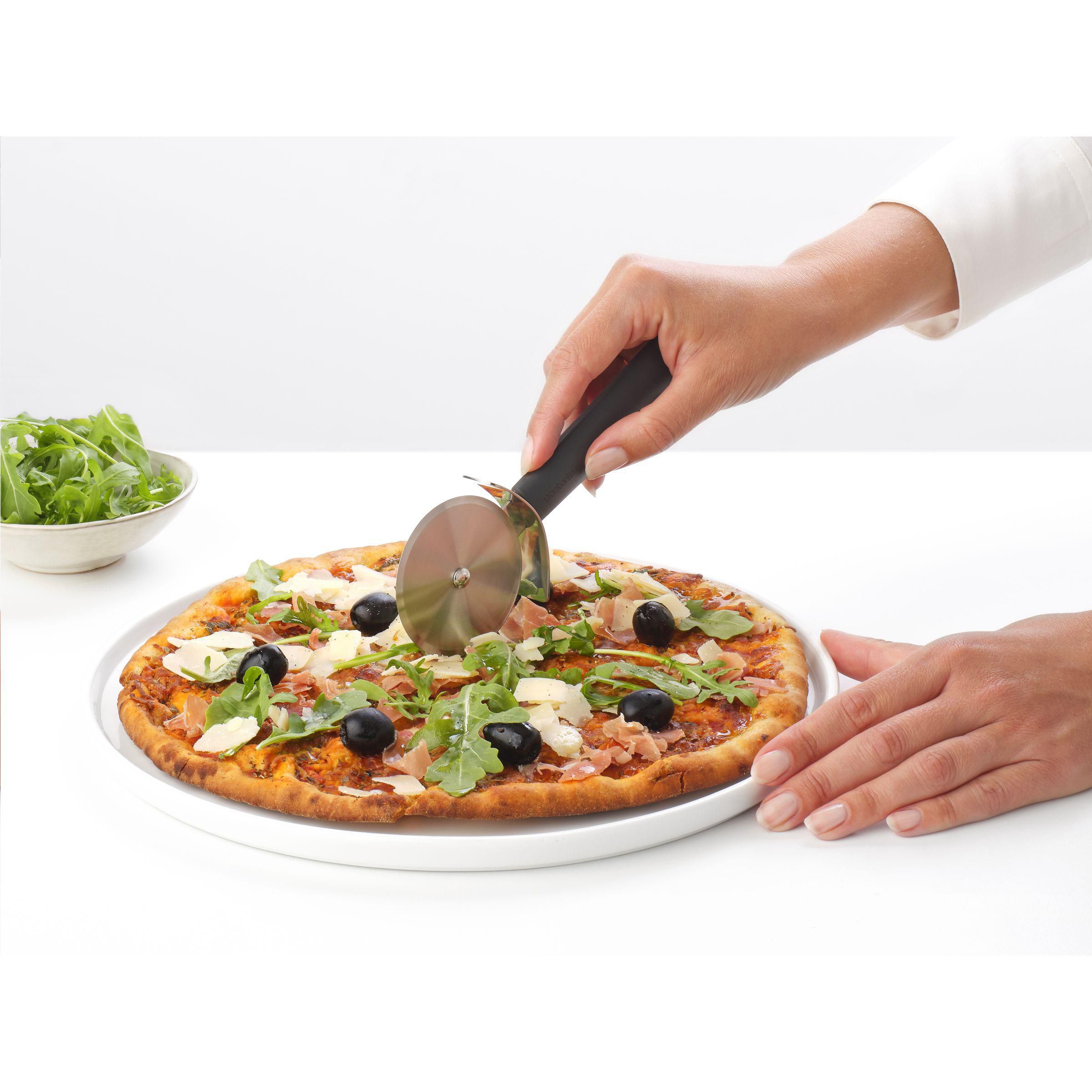 Vue 3 de Brabantia Tasty+ Roulette à Pizza /Pâte