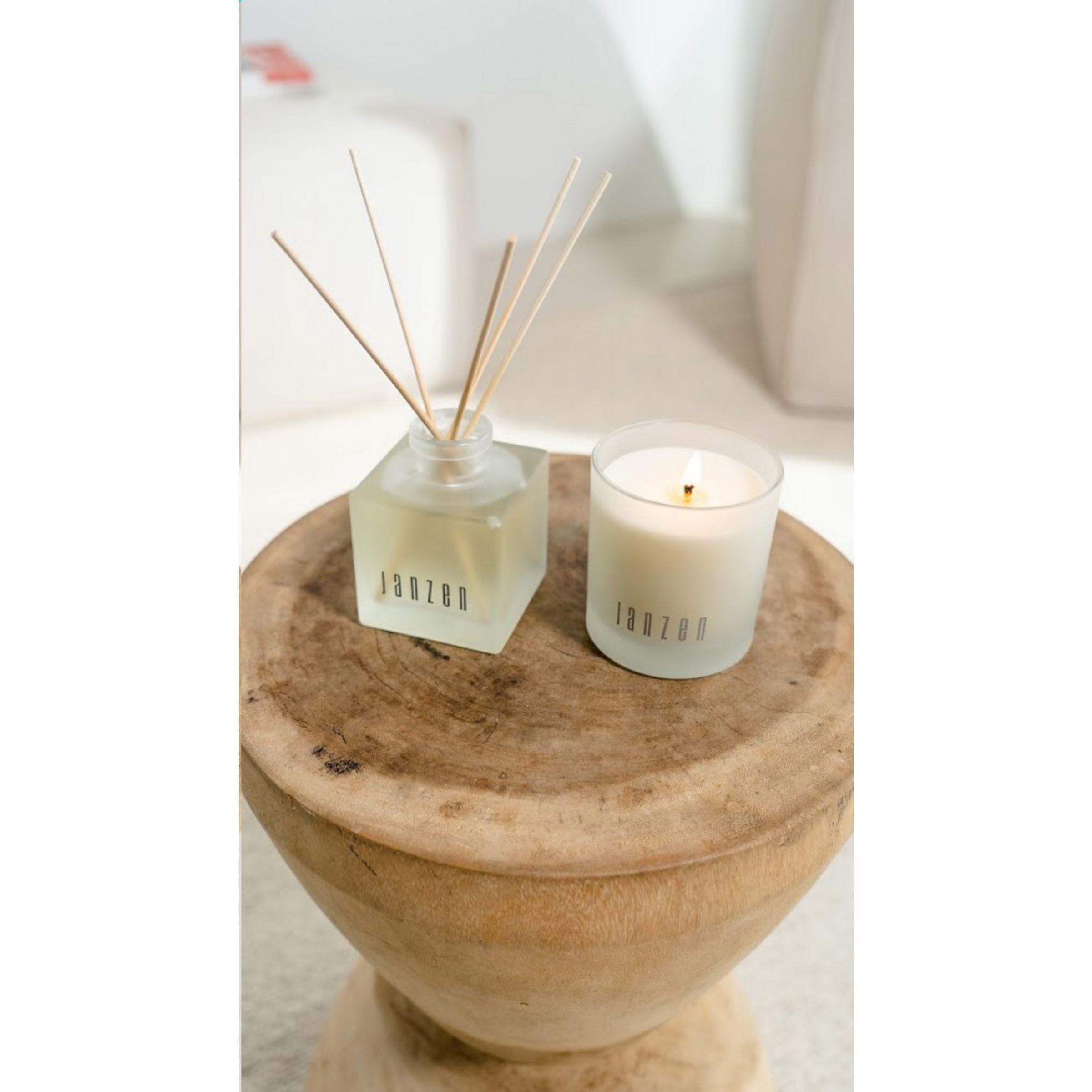 Vue 8 de JANZEN Scented Candle Fuchsia 69 bougie parfumée
