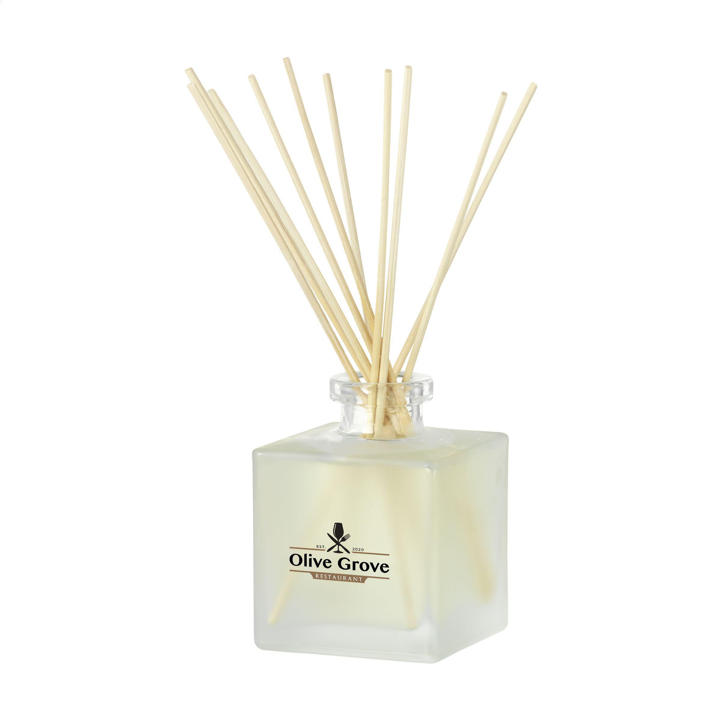 Vue 2 de JANZEN Home Fragrance Sticks Fuchsia 69