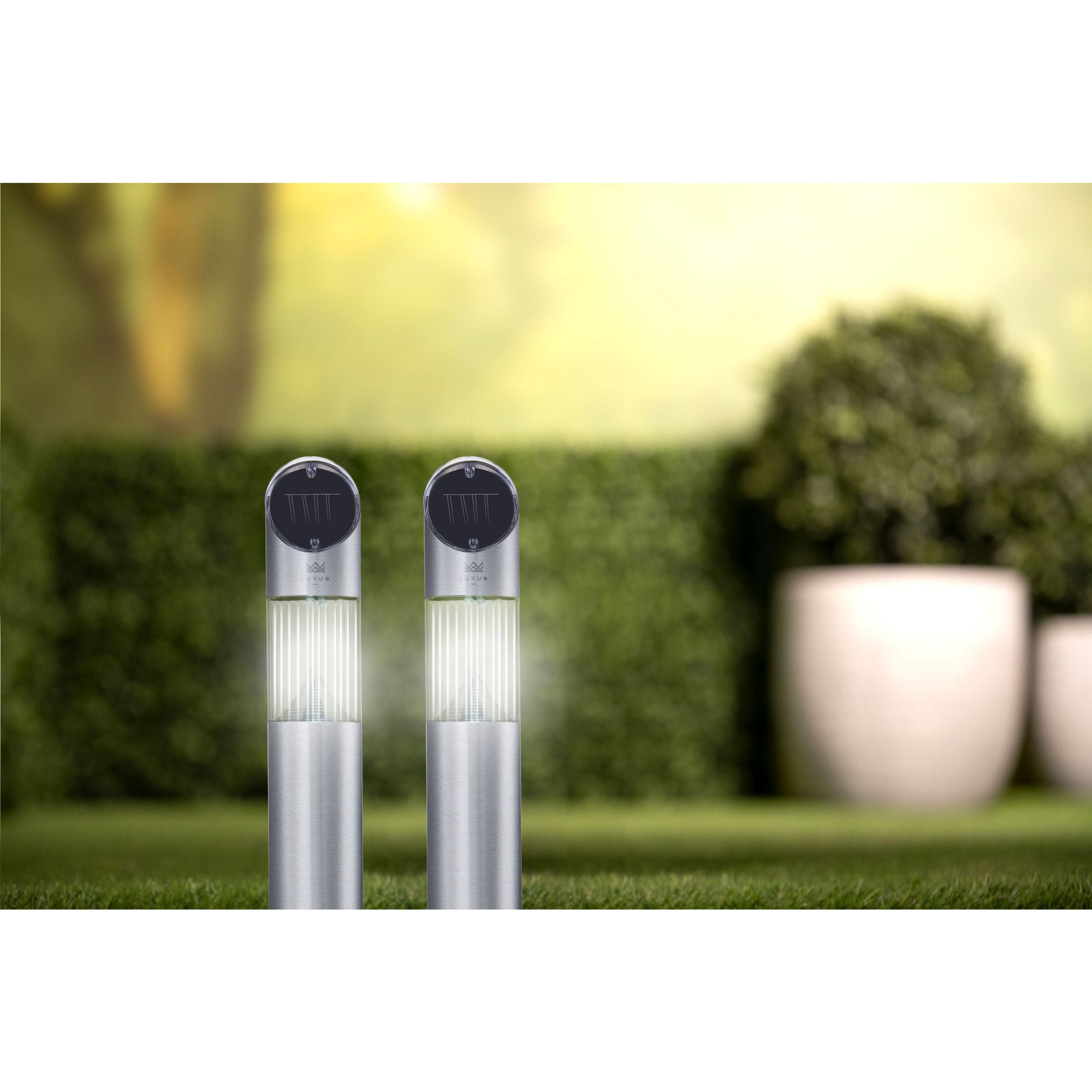 Vue 4 de Grundig Solar Stainless Steel Garden LED-Light
