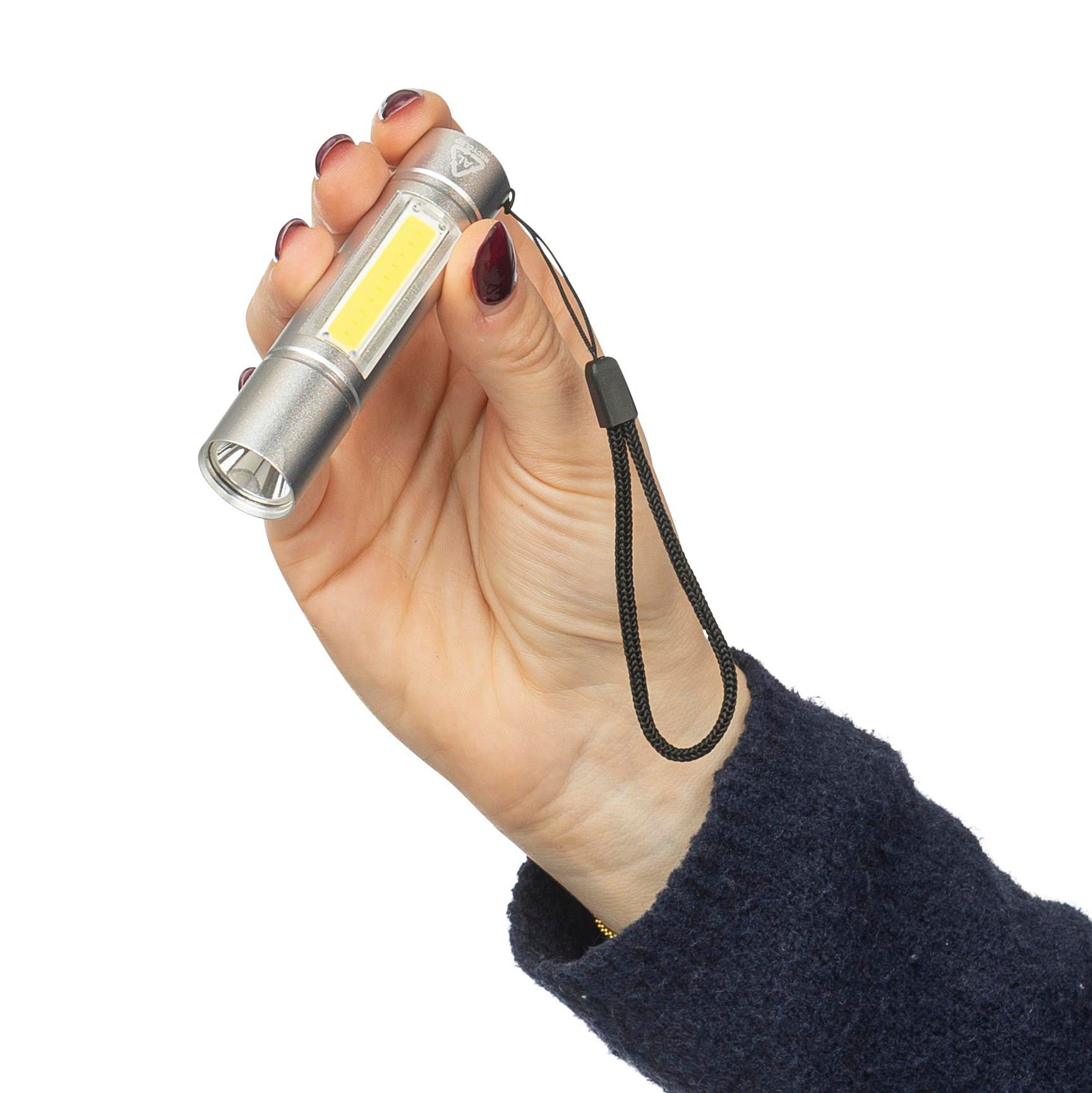 Vue 6 de Lampe torche Sami | Recyclée | Rechargeable
