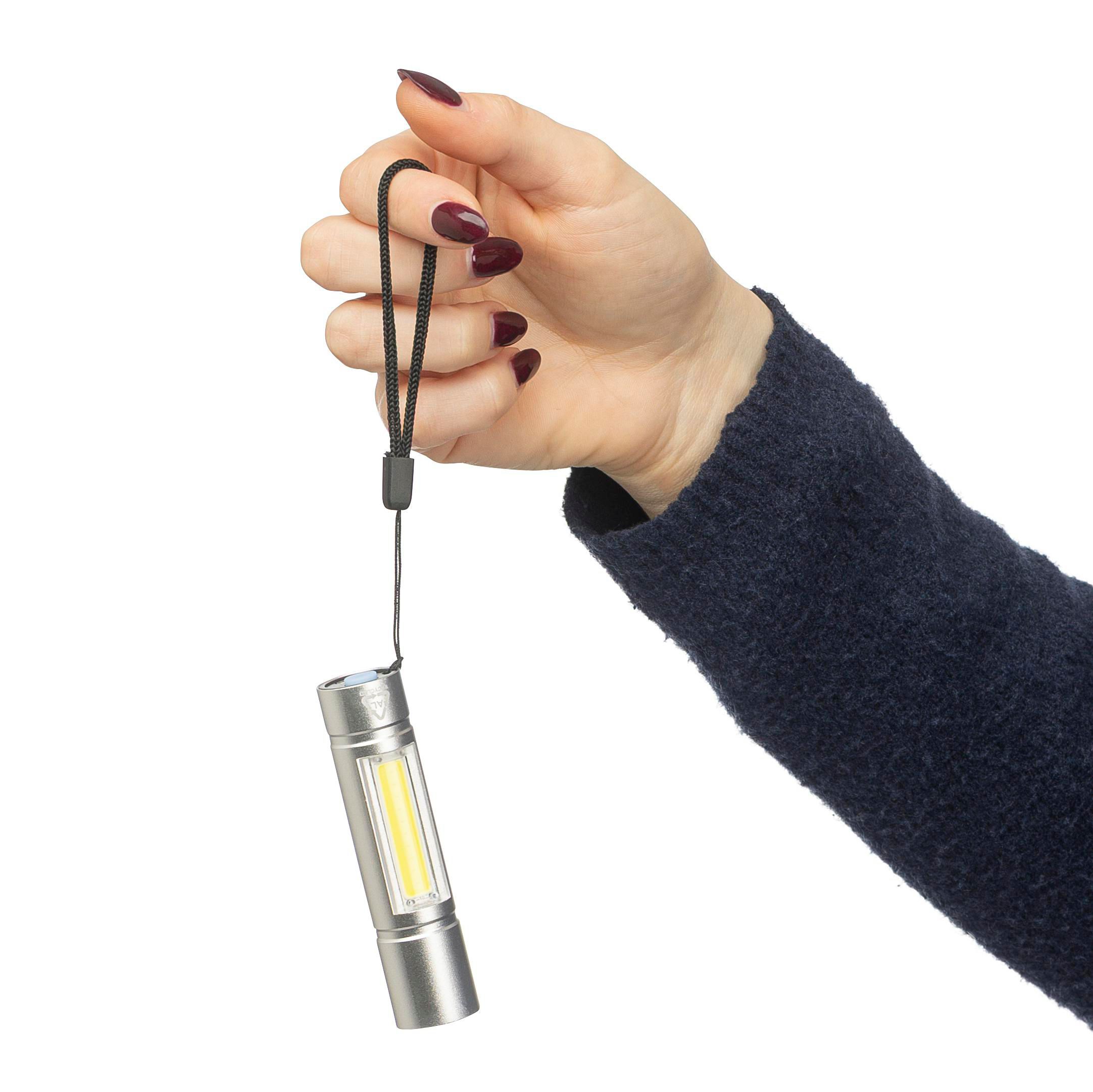 Vue 8 de Lampe torche Sami | Recyclée | Rechargeable