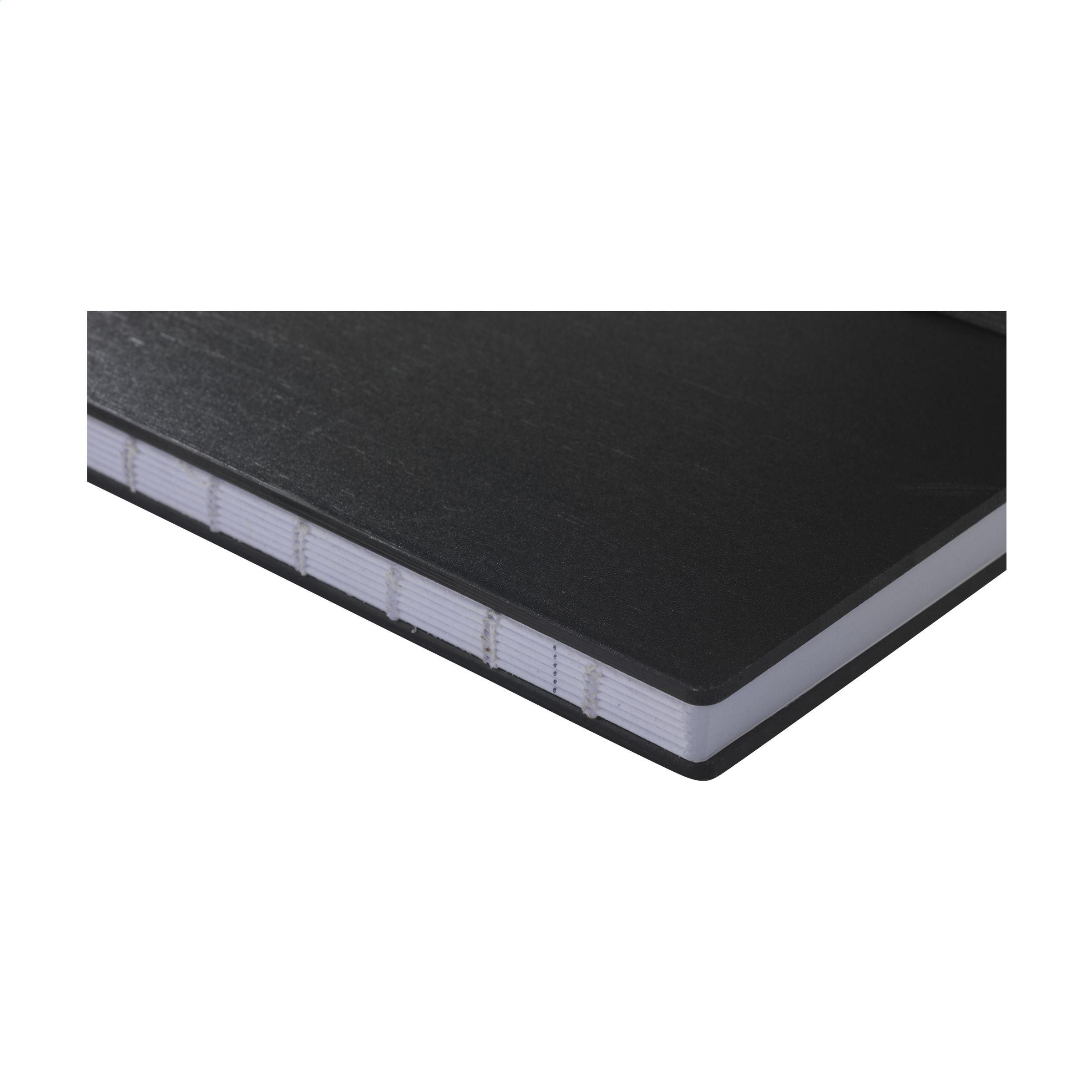 Vue 8 de Bamboo Journal Naked Spine Notebook Black A5 carnet de notes