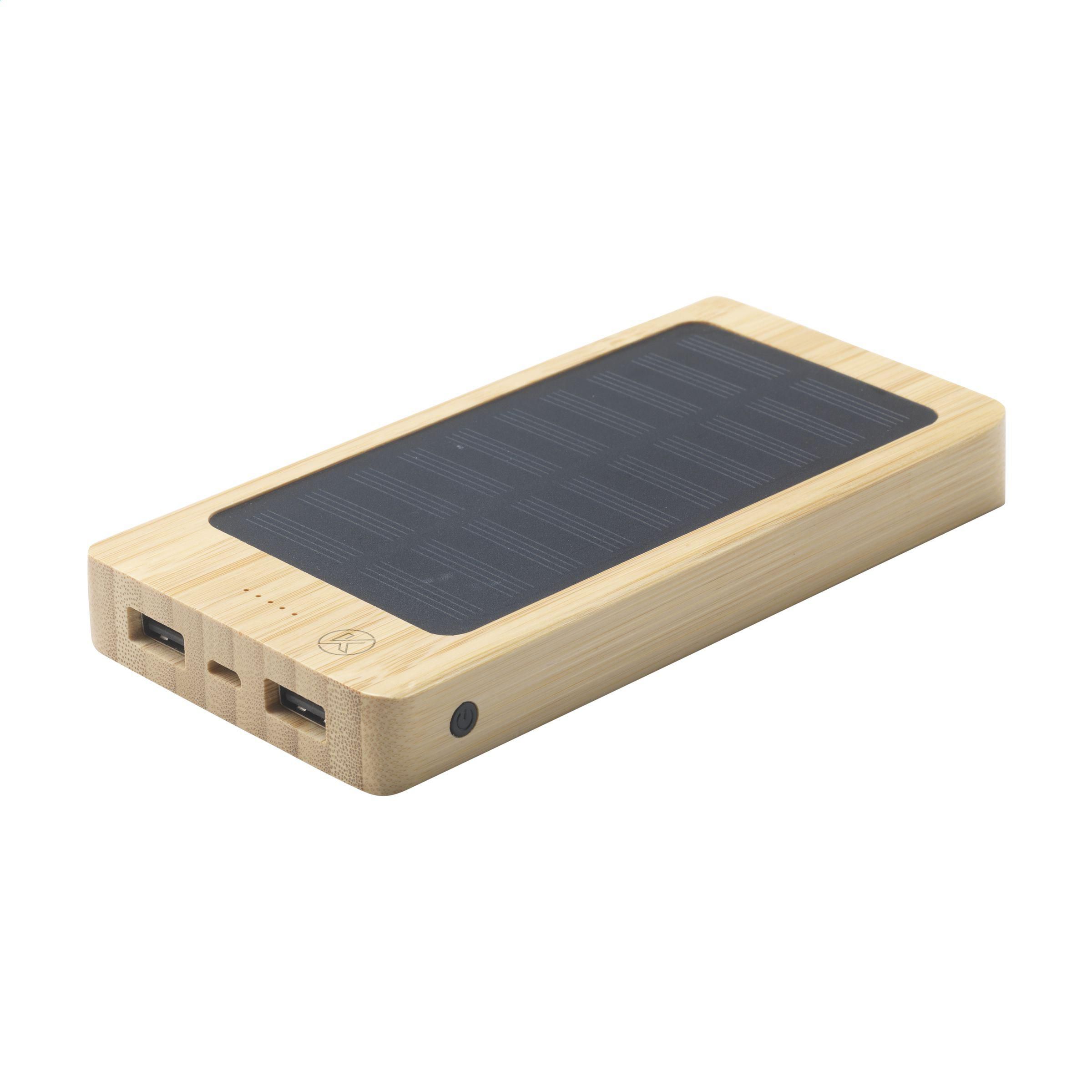 Vue 3 de Solar Powerbank 8000+ Wireless Charger chargeur externe
