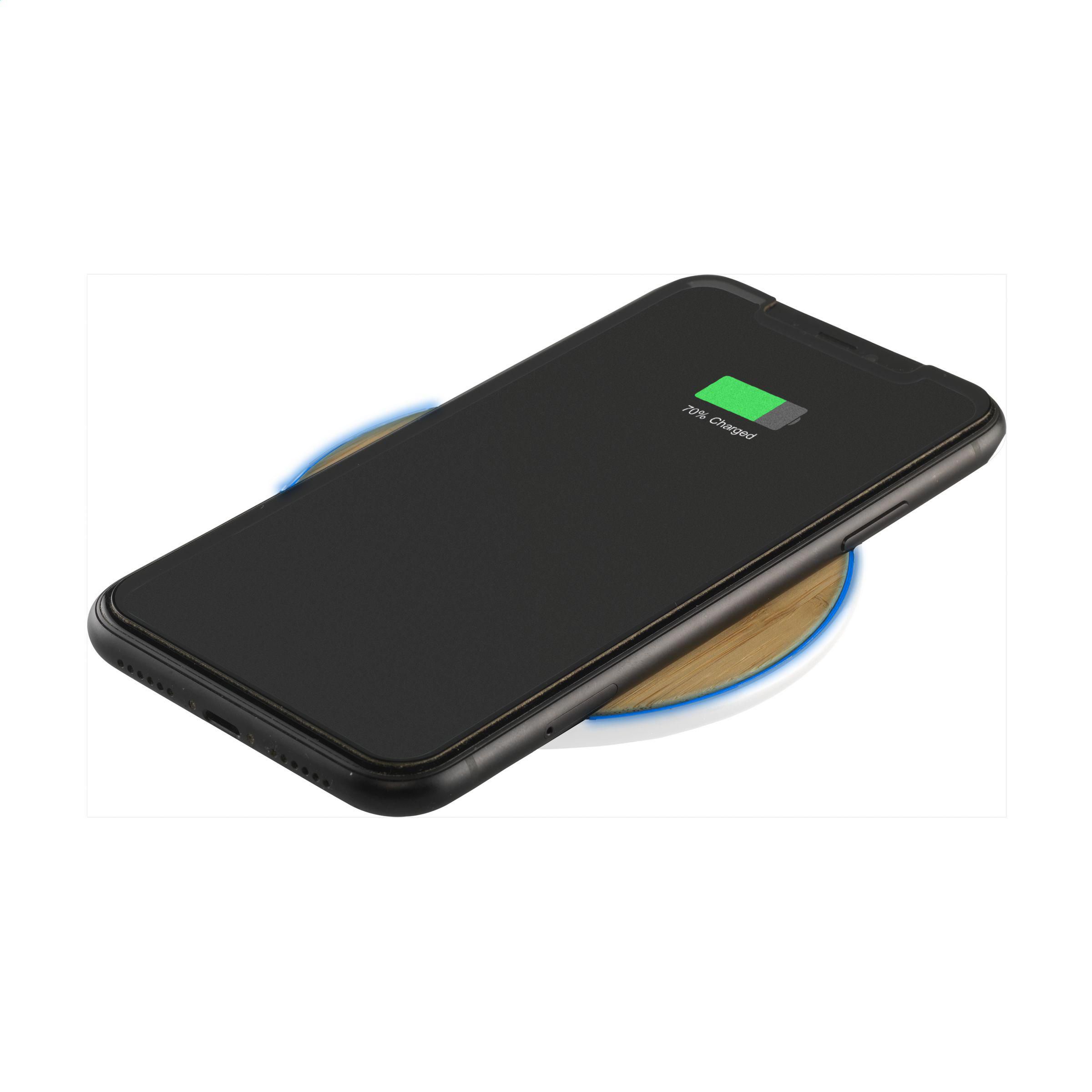 Vue 2 de Bamboo 10W Wireless Charger chargeur rapide