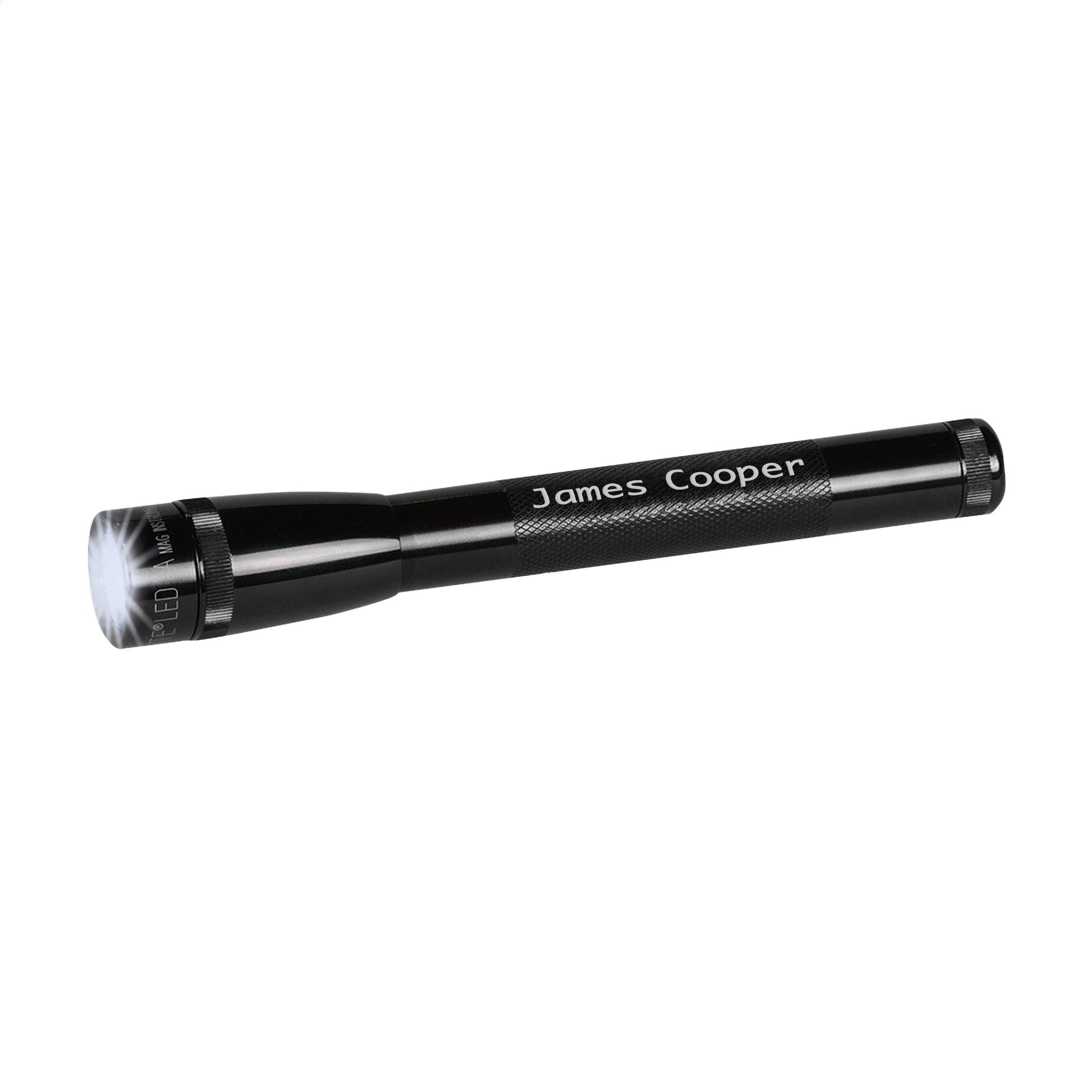 Vue 4 de Mini Maglite® LED AA coffert lampe torche