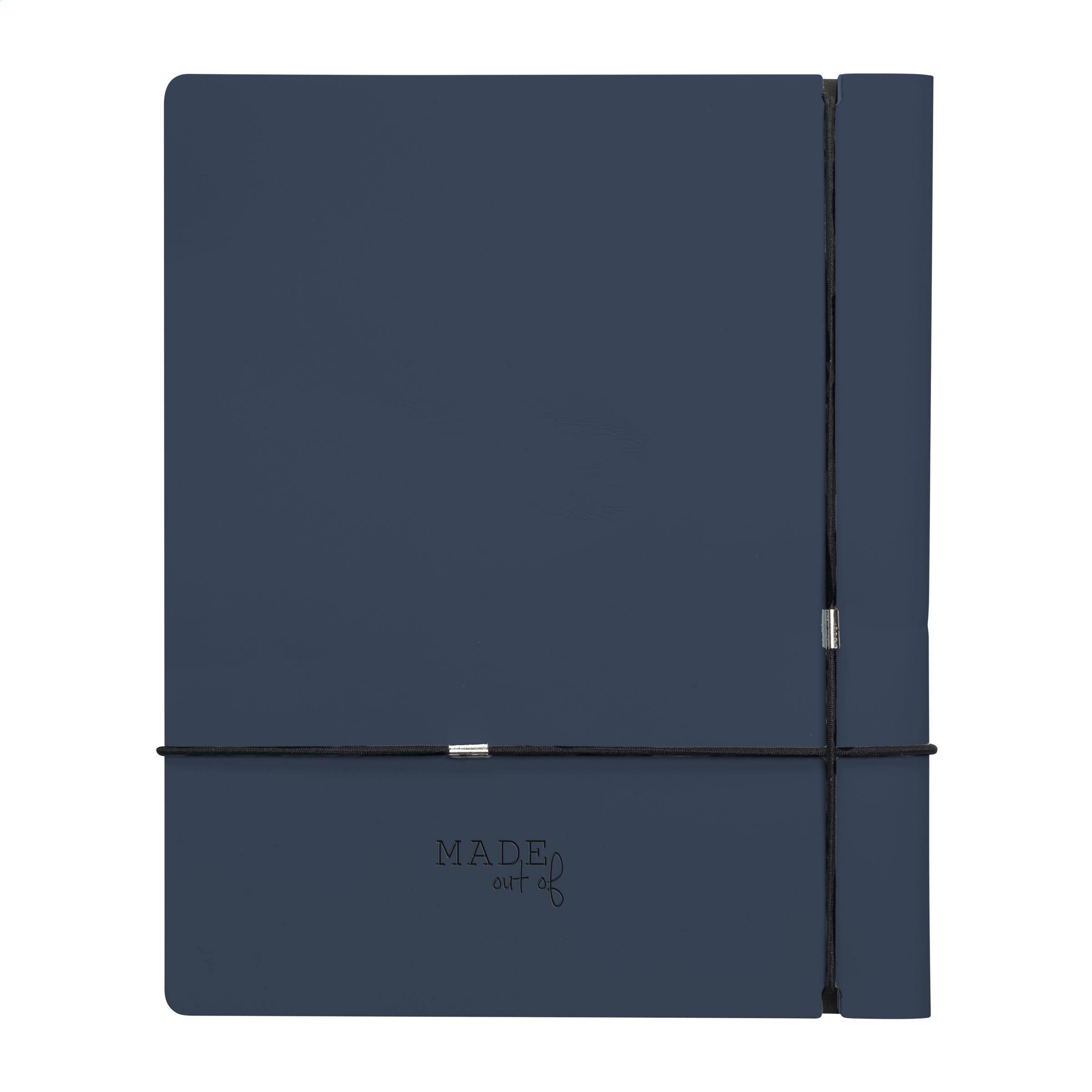 Vue 2 de Recycled Leather Refillable Notebook A5 carnet de notes