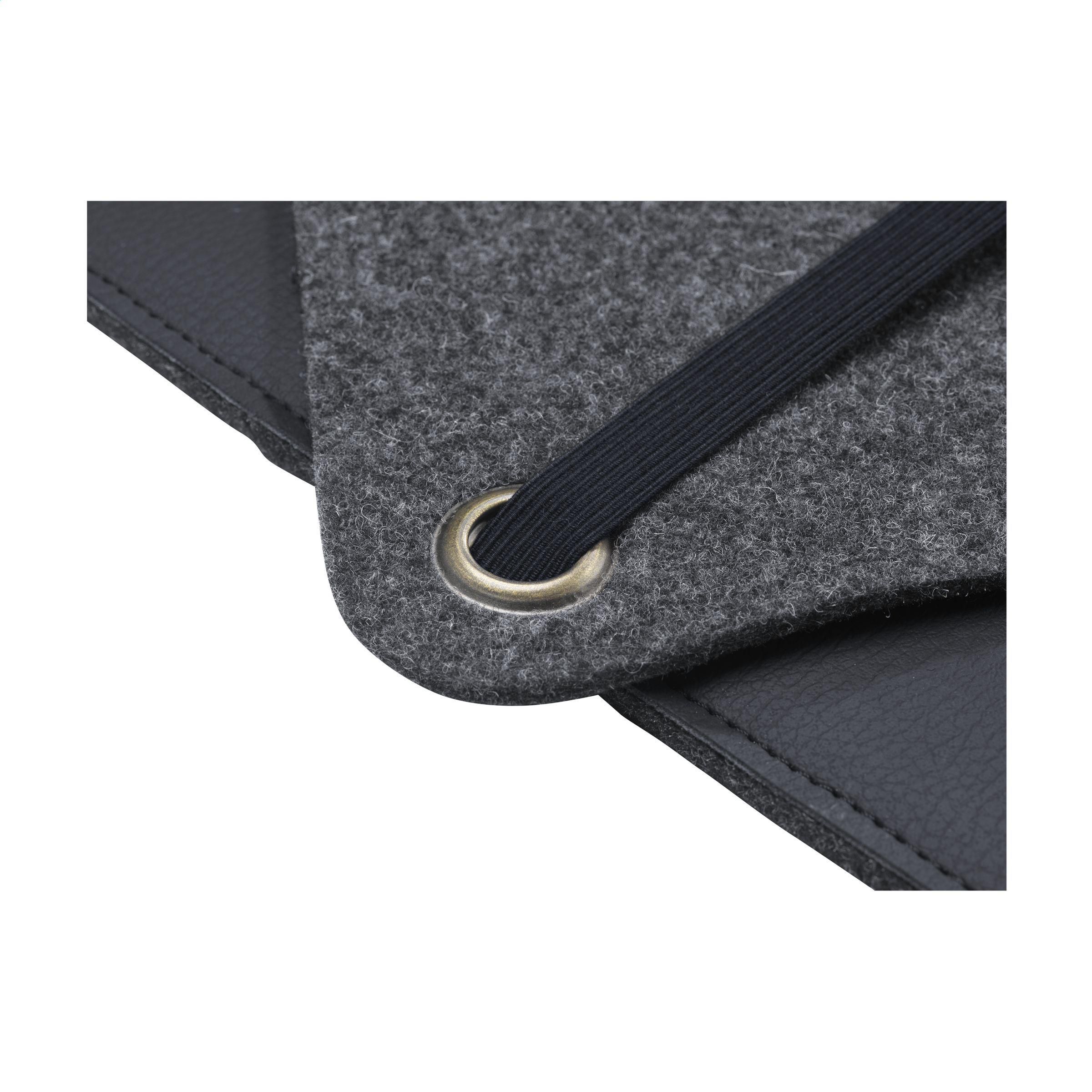 Vue 8 de Recycled Felt&Apple ImitationLeather Sleeve 15/16p