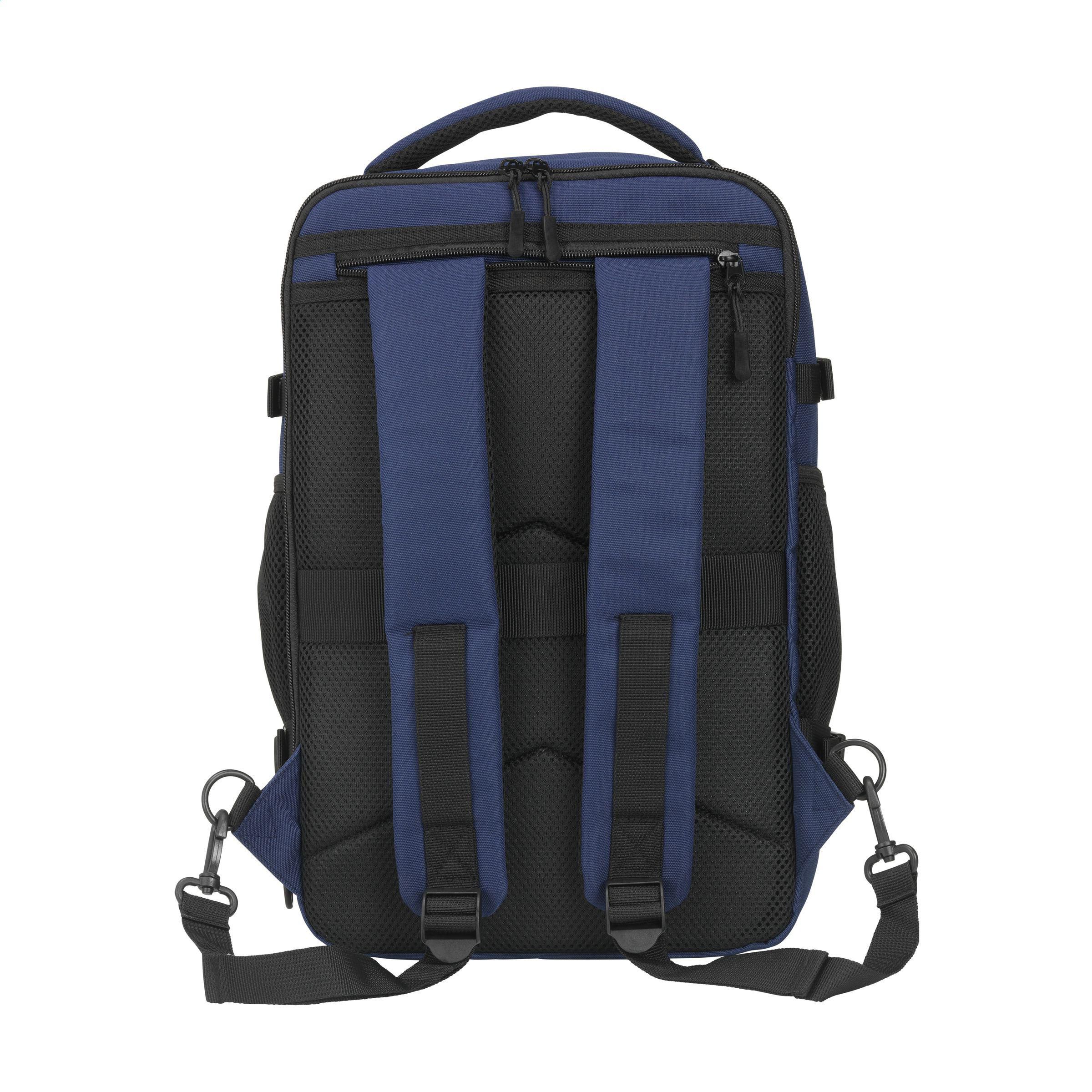 Vue 16 de FitFly GRS Cabin Flight Bag