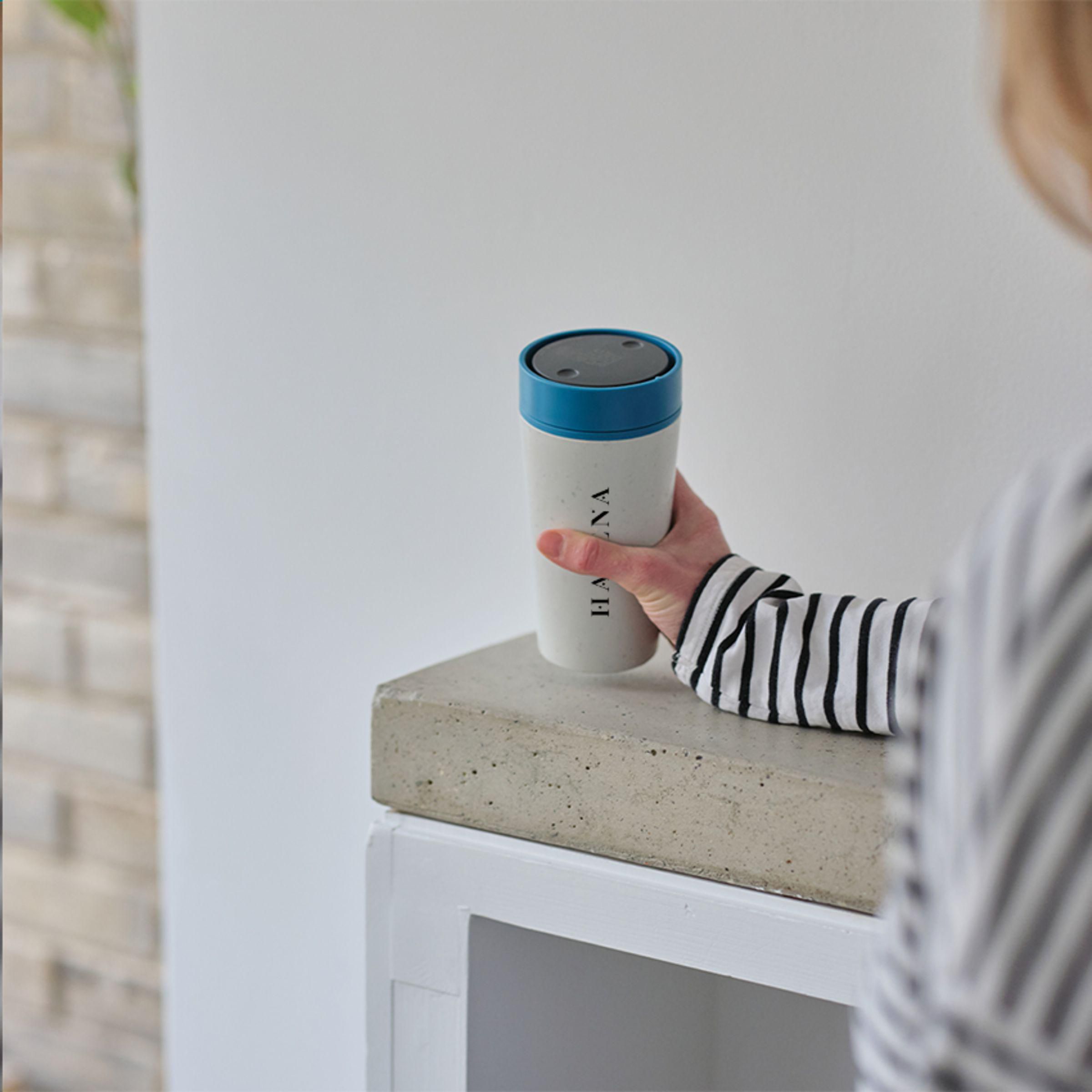 Vue 9 de Circular&Co Recycled Coffee Cup 340 ml mug