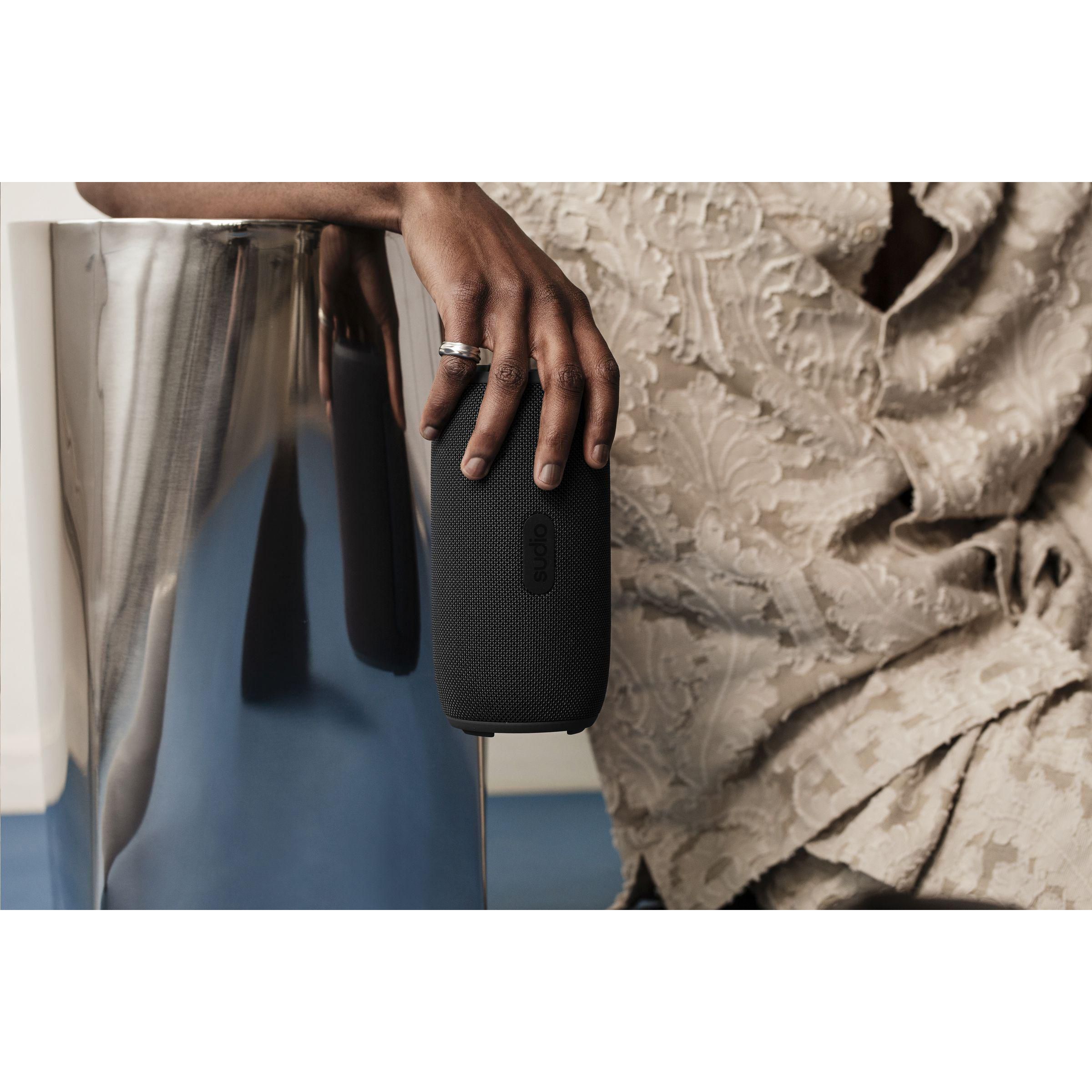 Vue 15 de Sudio Bluetooth Speaker F5 Pro