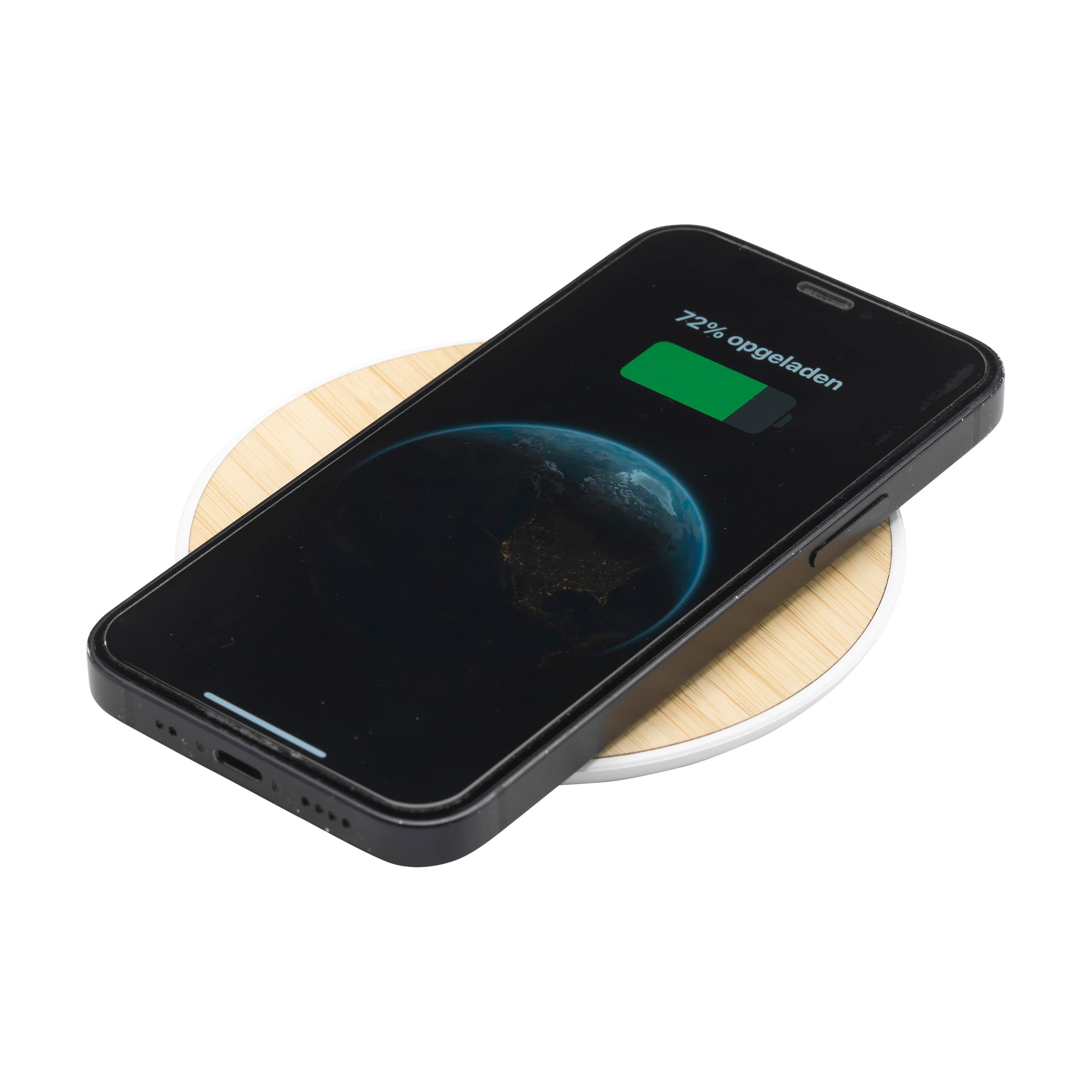 Vue 2 de Bamboo 15W Wireless Fast Charger hargeur rapide