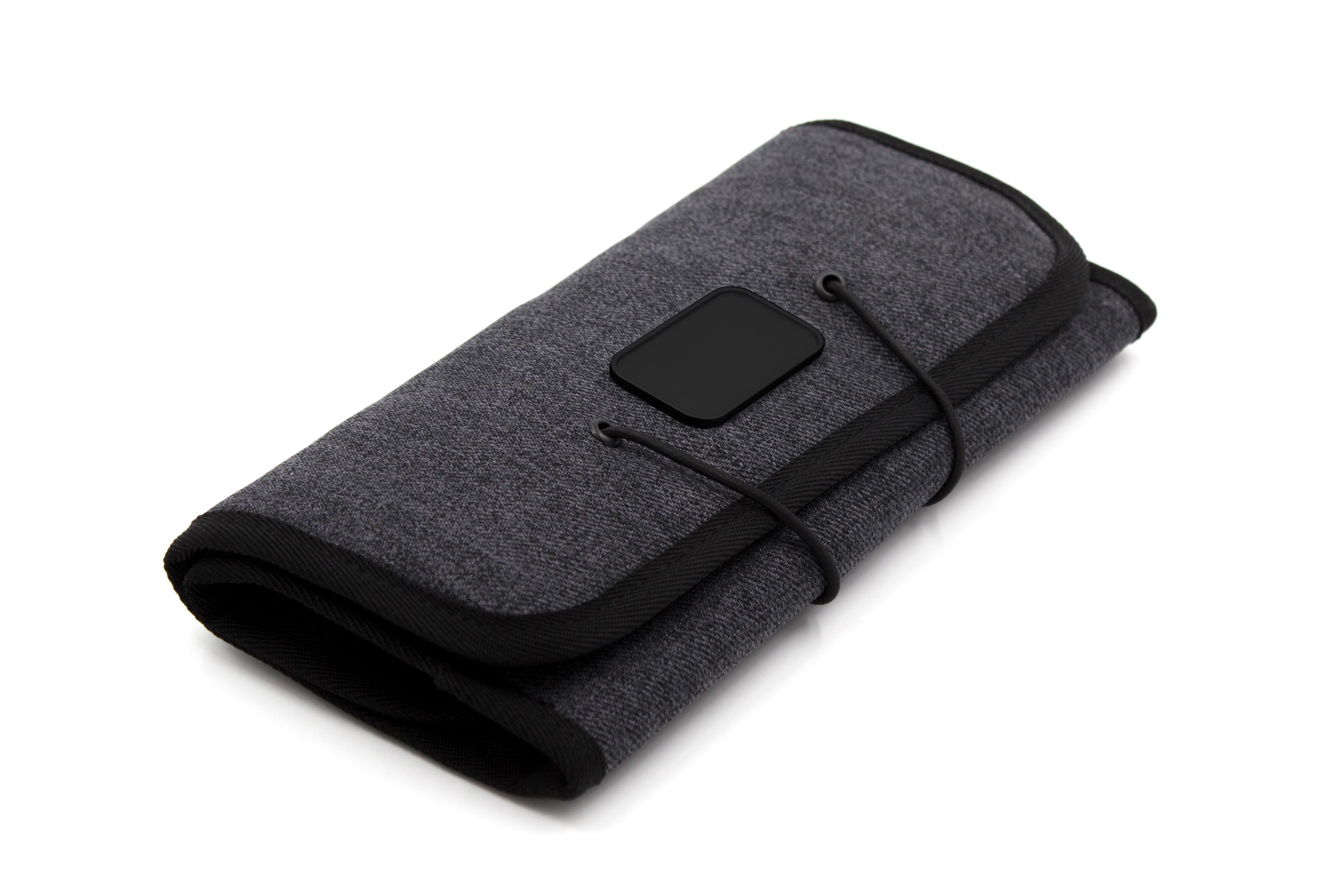 Vue 4 de BrandCharger organiseur tech Folio