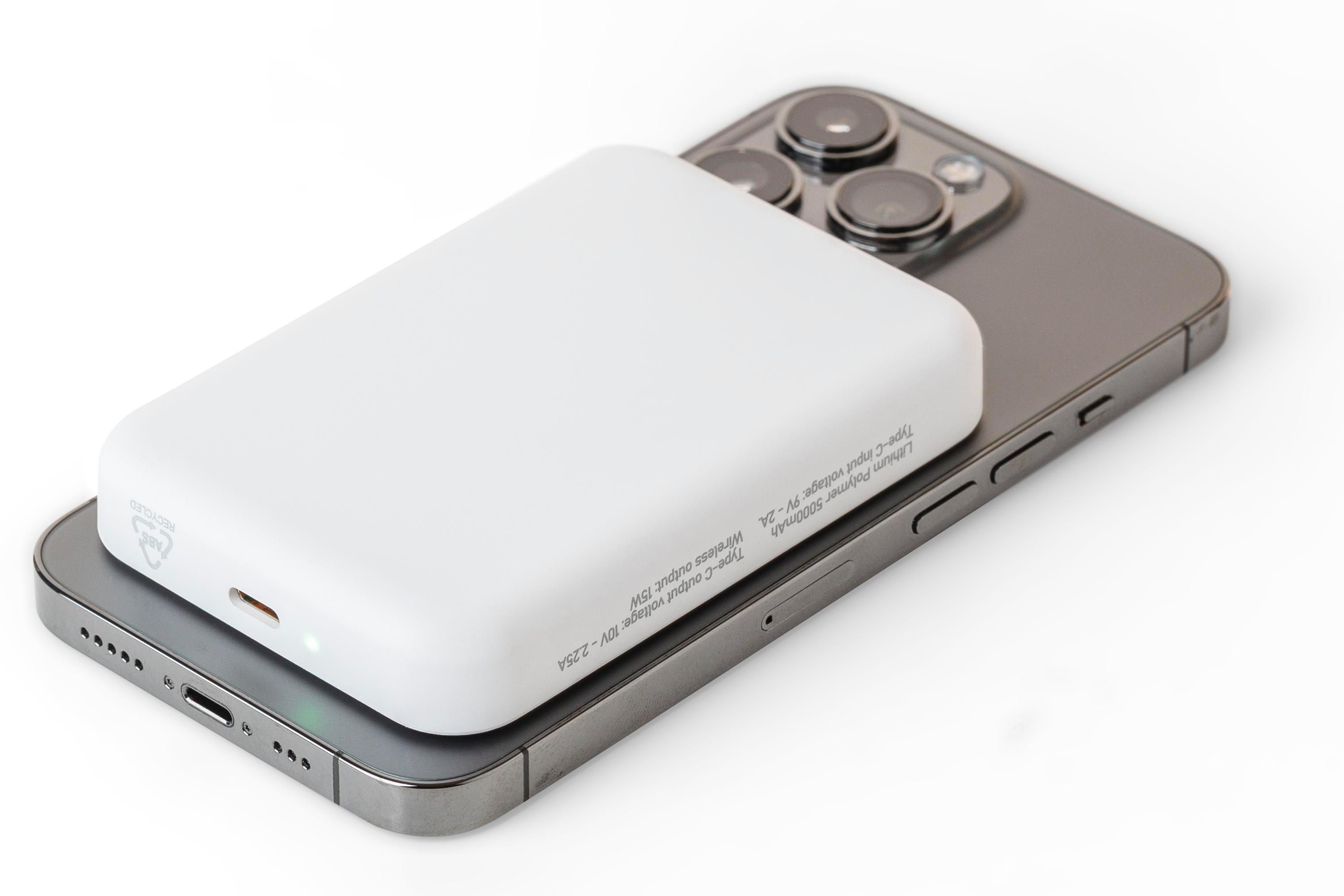 Vue 5 de Batterie externe avec chargeur sans fil Miren | Recyclée | 5&nbsp;000 mAh | Compatible MagSafe