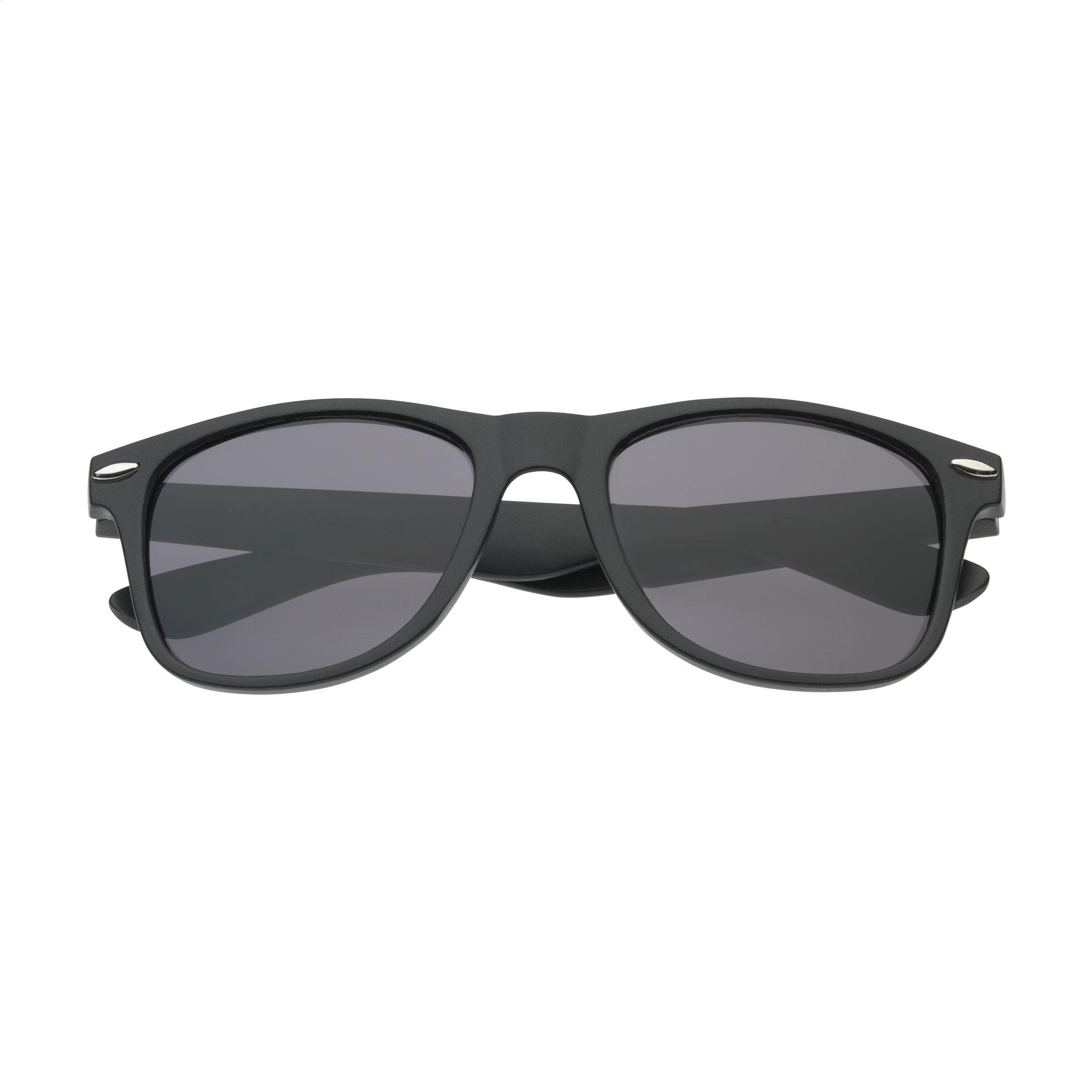 Vue 2 de Malibu Matt Black lunettes de soleil