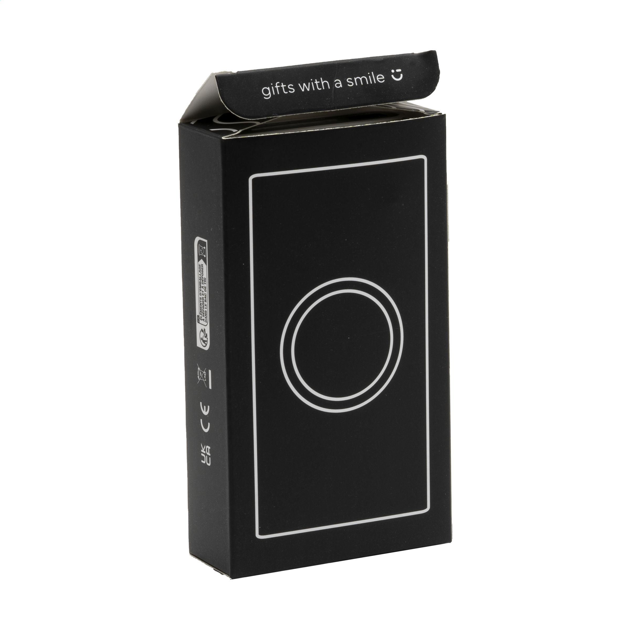 Vue 6 de Wireless RCS r-ABS Powerbank 8000 chargeur sans fil
