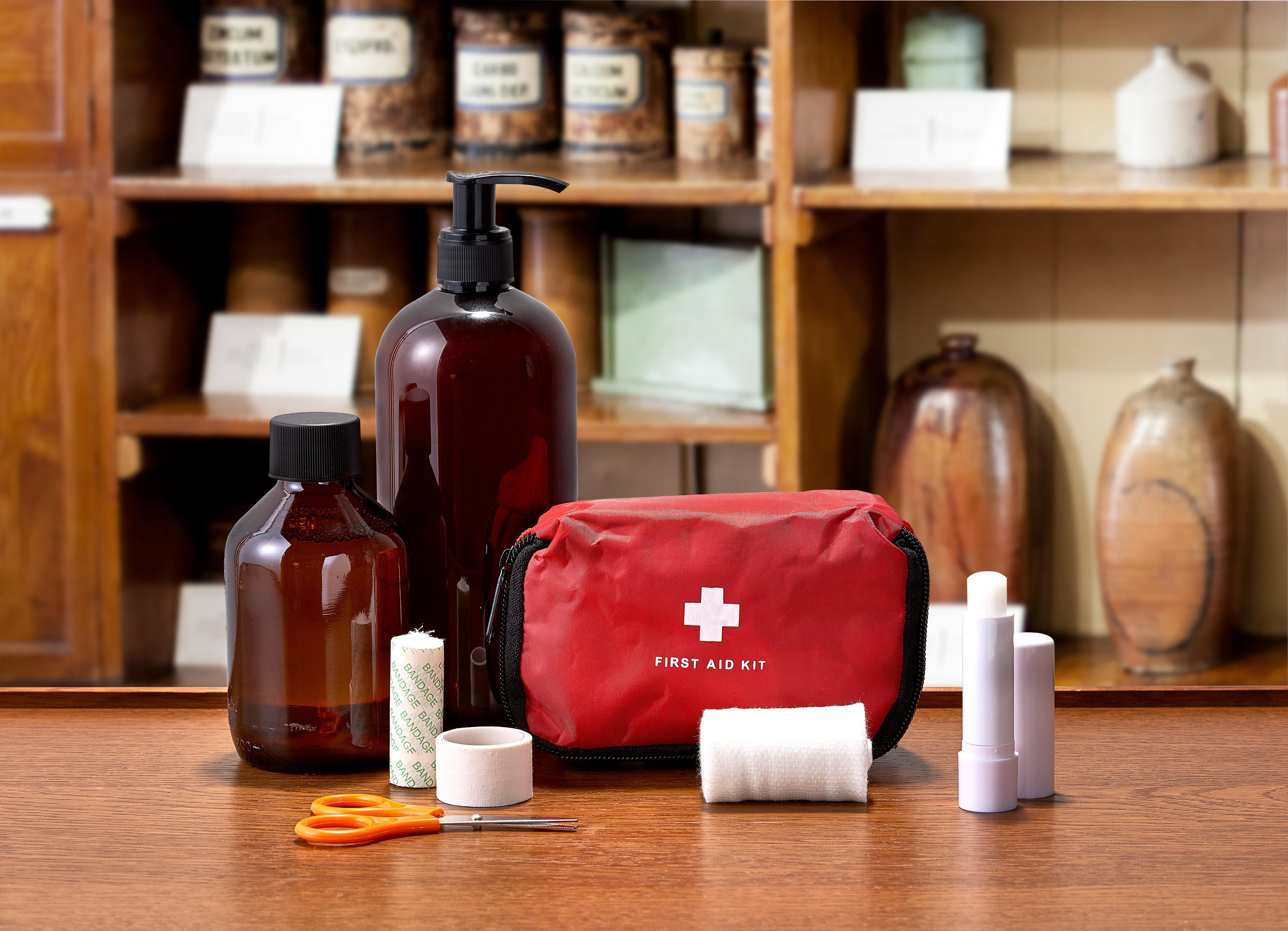 Vue 7 de Trousse de secours Tiffany | 17 pièces