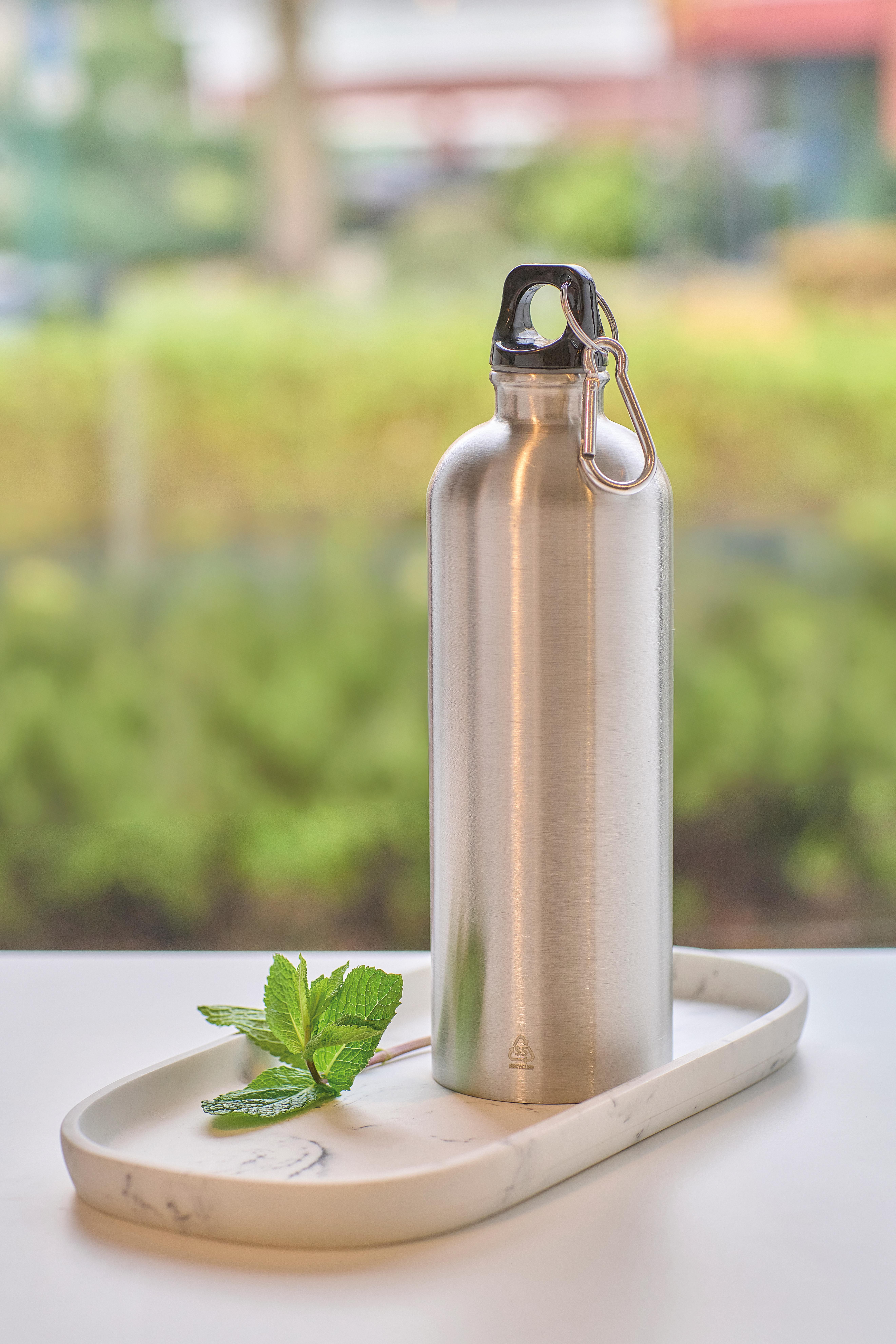 Vue 4 de Gourde Emeric | Recyclée | 750 ml