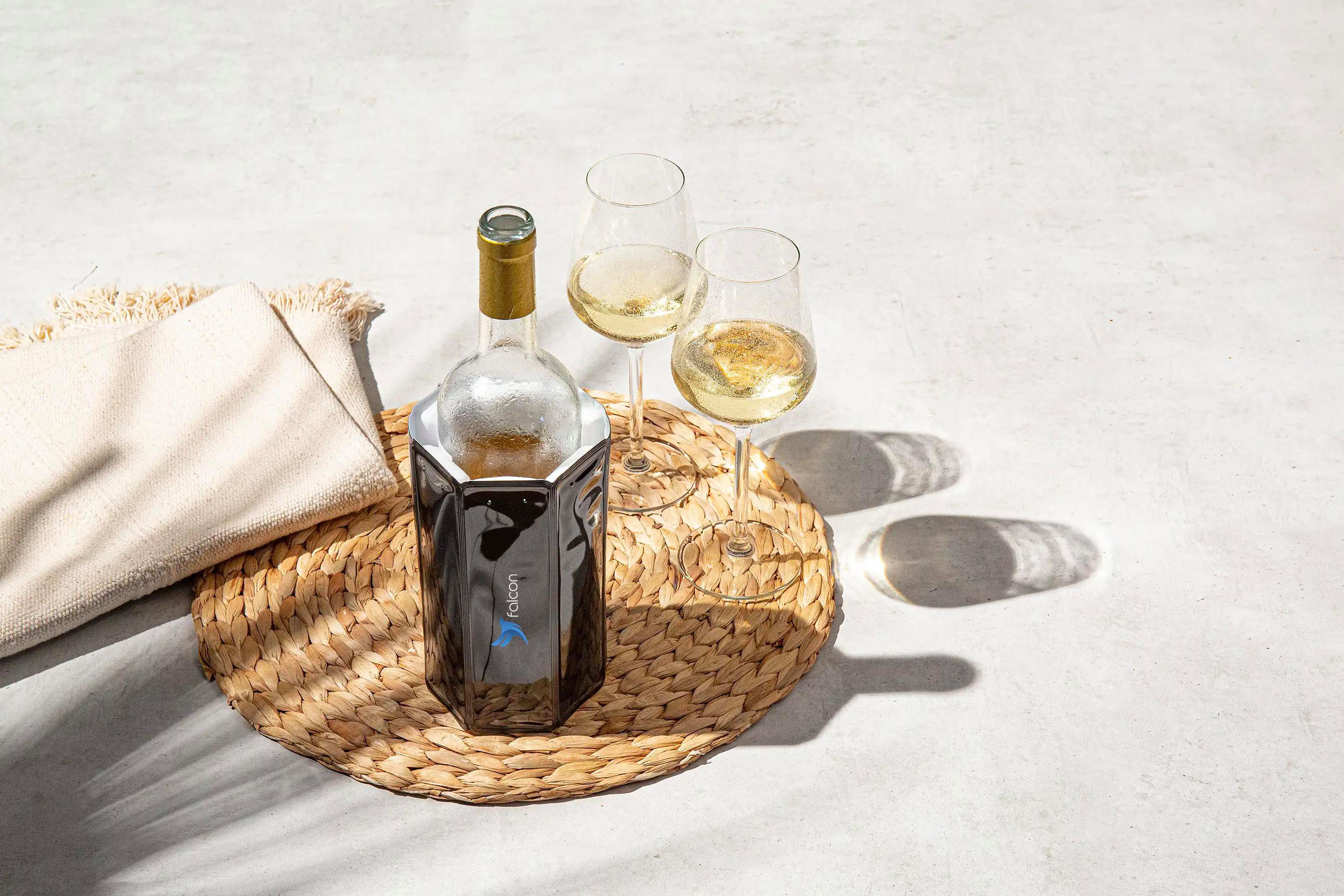 Vue 6 de Wine Cooler Sleeve Black refroidisseur de vin