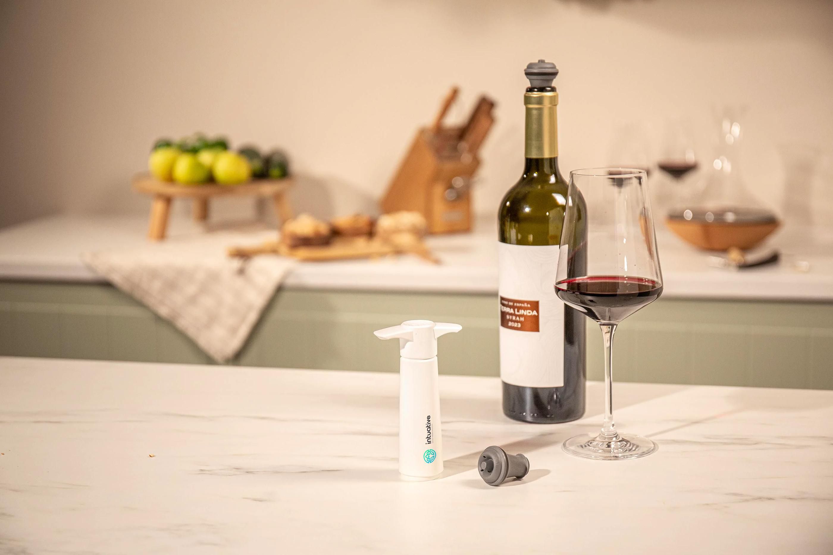 Vue 6 de Original Wine Saver pompe à vide pour le vin