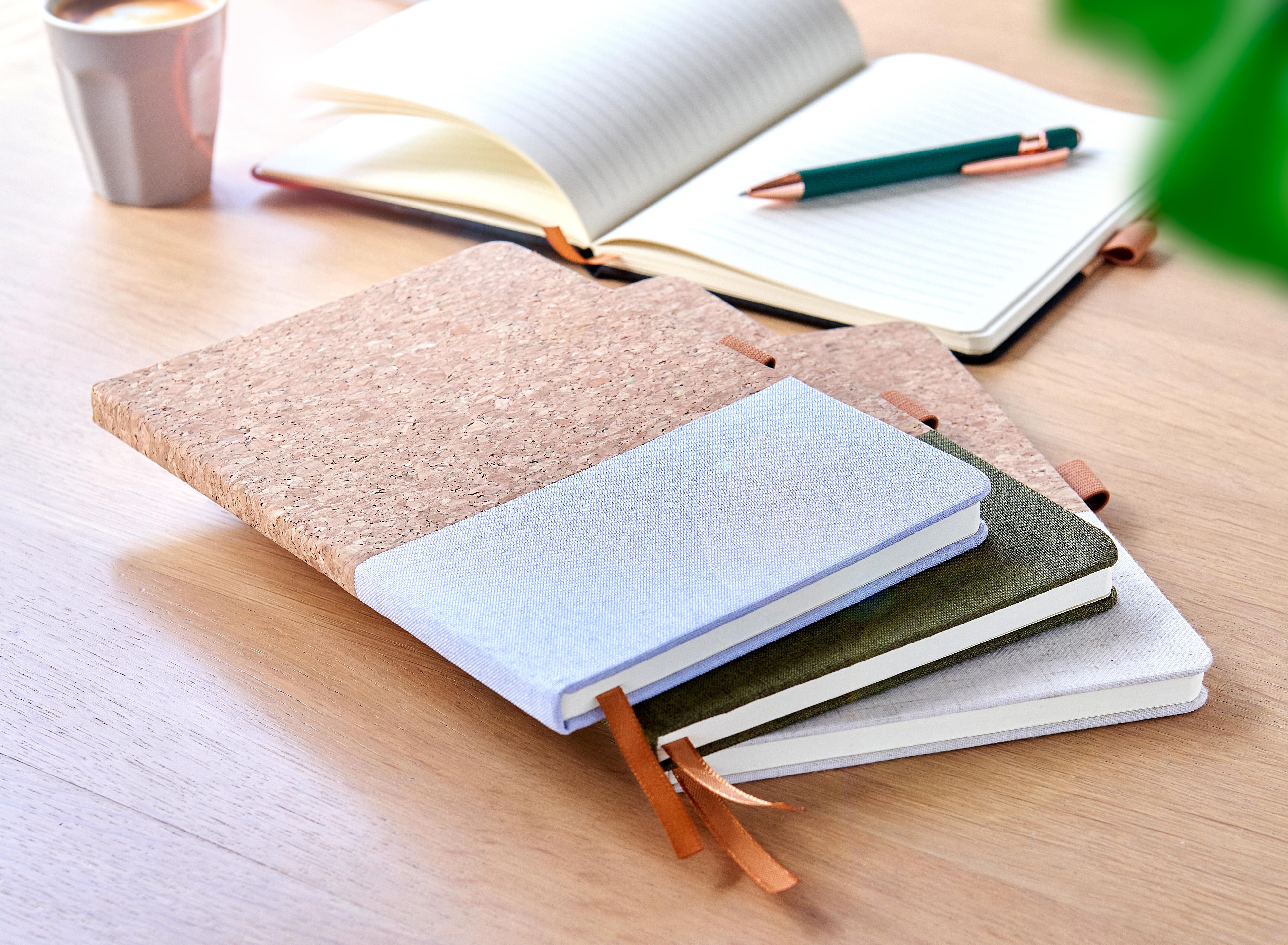 Vue 3 de Carnet de notes Trevor | Liège | A5 | Ligné
